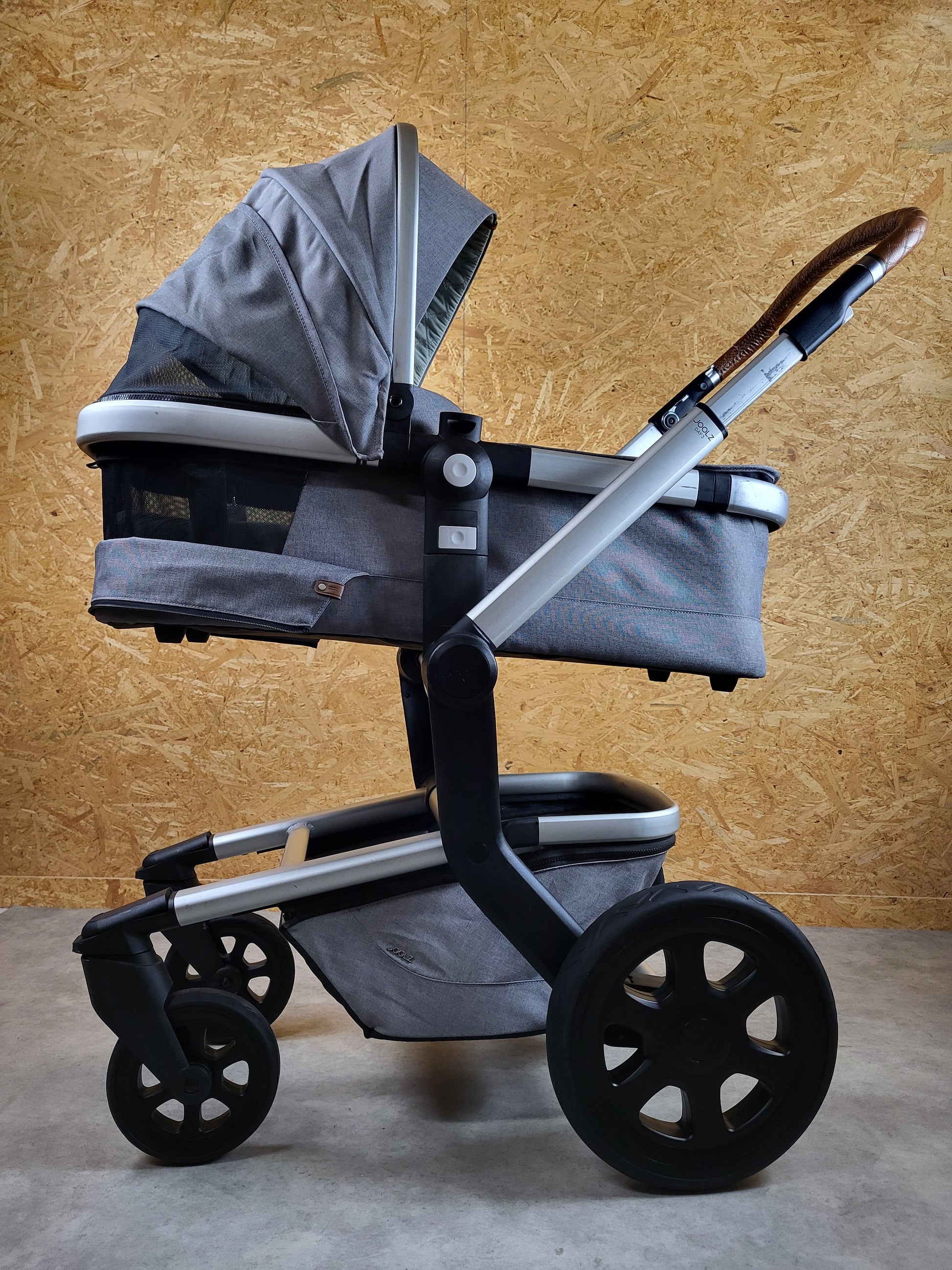 Joolz Day 3 Kombikinderwagen (liegewanne und Sportsitz) - Grey Braun in Gutem Zustand Grau / Gut Kinderwagen 8