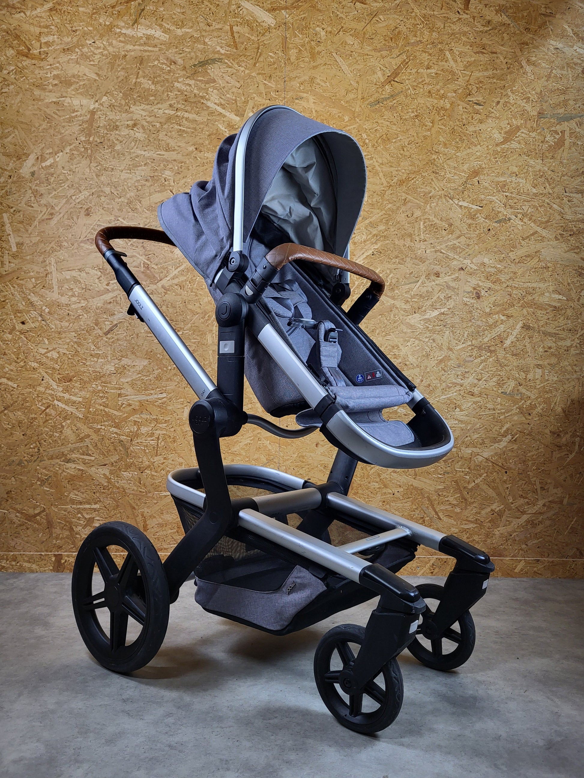 Joolz Day + Kombikinderwagen (liegewanne und Sportsitz) - Grey Braun in Gutem Zustand Grau / Gut Kinderwagen 19
