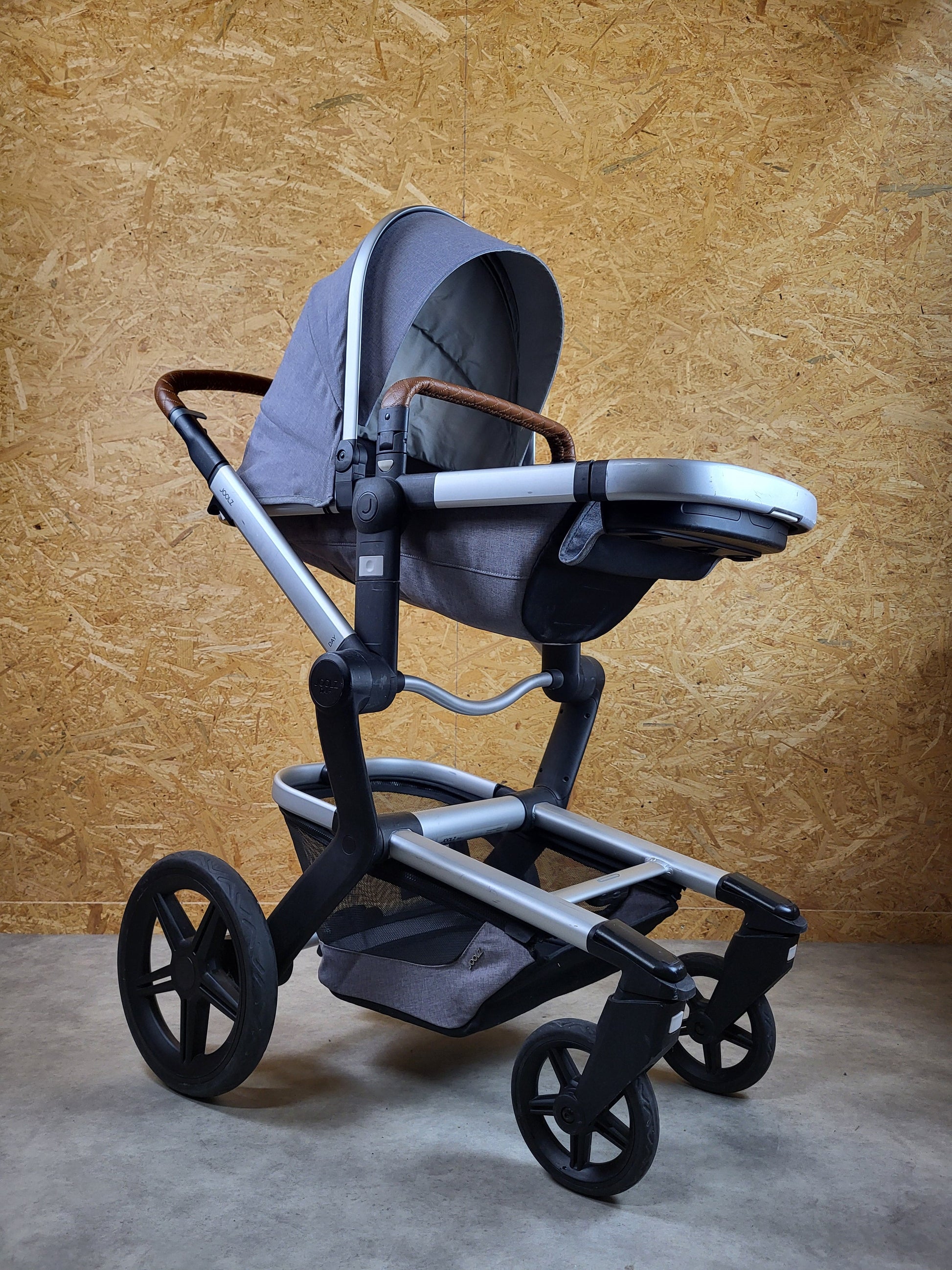 Joolz Day + Kombikinderwagen (liegewanne und Sportsitz) - Grey Braun in Gutem Zustand Grau / Gut Kinderwagen 22