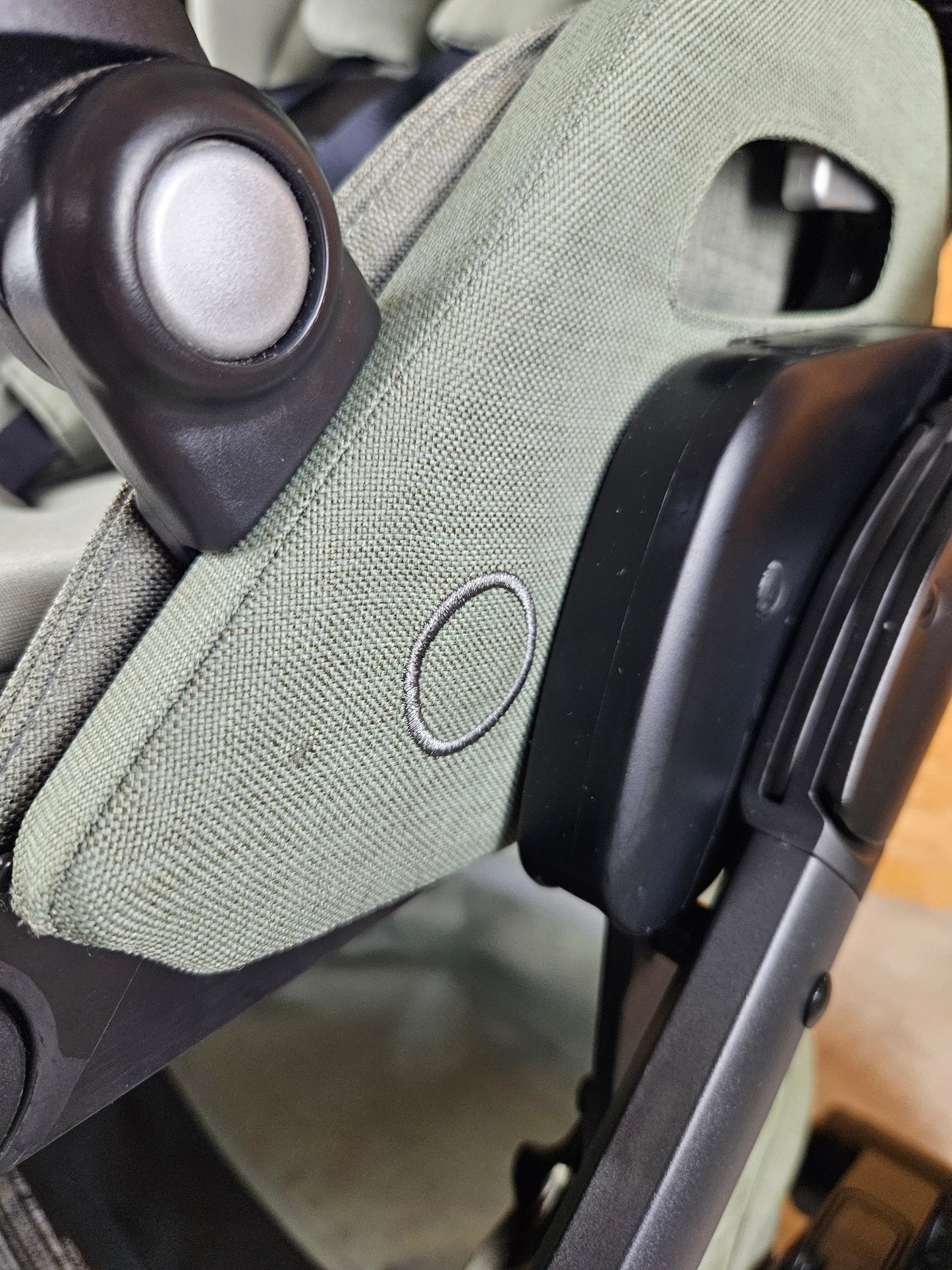 Nuna - Mixx next Magnet Birch Kombikinderwagen (Sportsitz und Babywanne) - Grün in sehr gutem Zustand