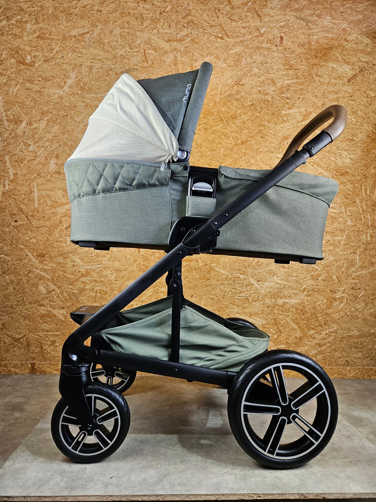 Nuna - Mixx next Magnet Birch Kombikinderwagen (Sportsitz und Babywanne) - Grün in sehr gutem Zustand
