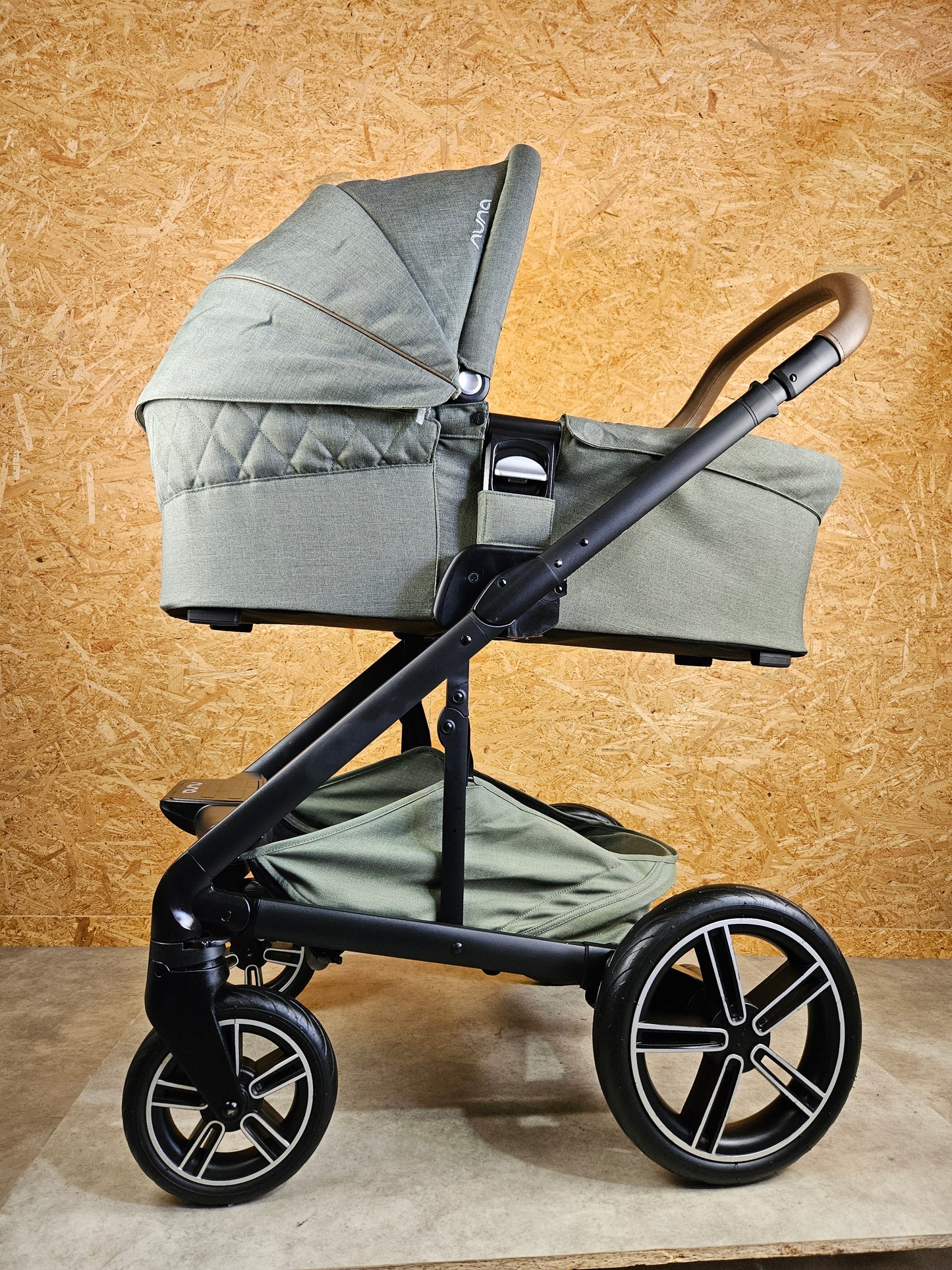 Nuna - Mixx next Magnet Birch Kombikinderwagen (Sportsitz und Babywanne) - Grün in sehr gutem Zustand