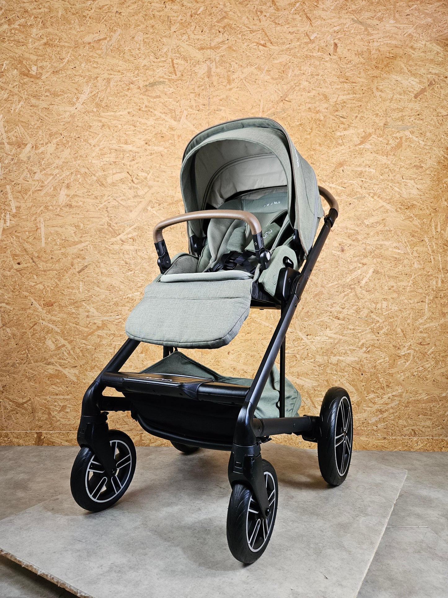 Nuna - Mixx next Magnet Birch Kombikinderwagen (Sportsitz und Babywanne) - Grün in sehr gutem Zustand