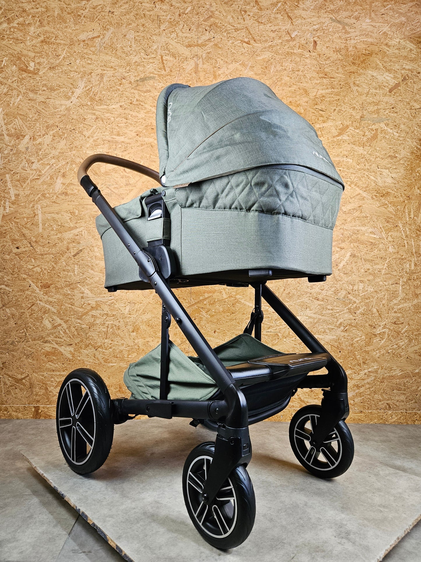 Nuna - Mixx next Magnet Birch Kombikinderwagen (Sportsitz und Babywanne) - Grün in sehr gutem Zustand