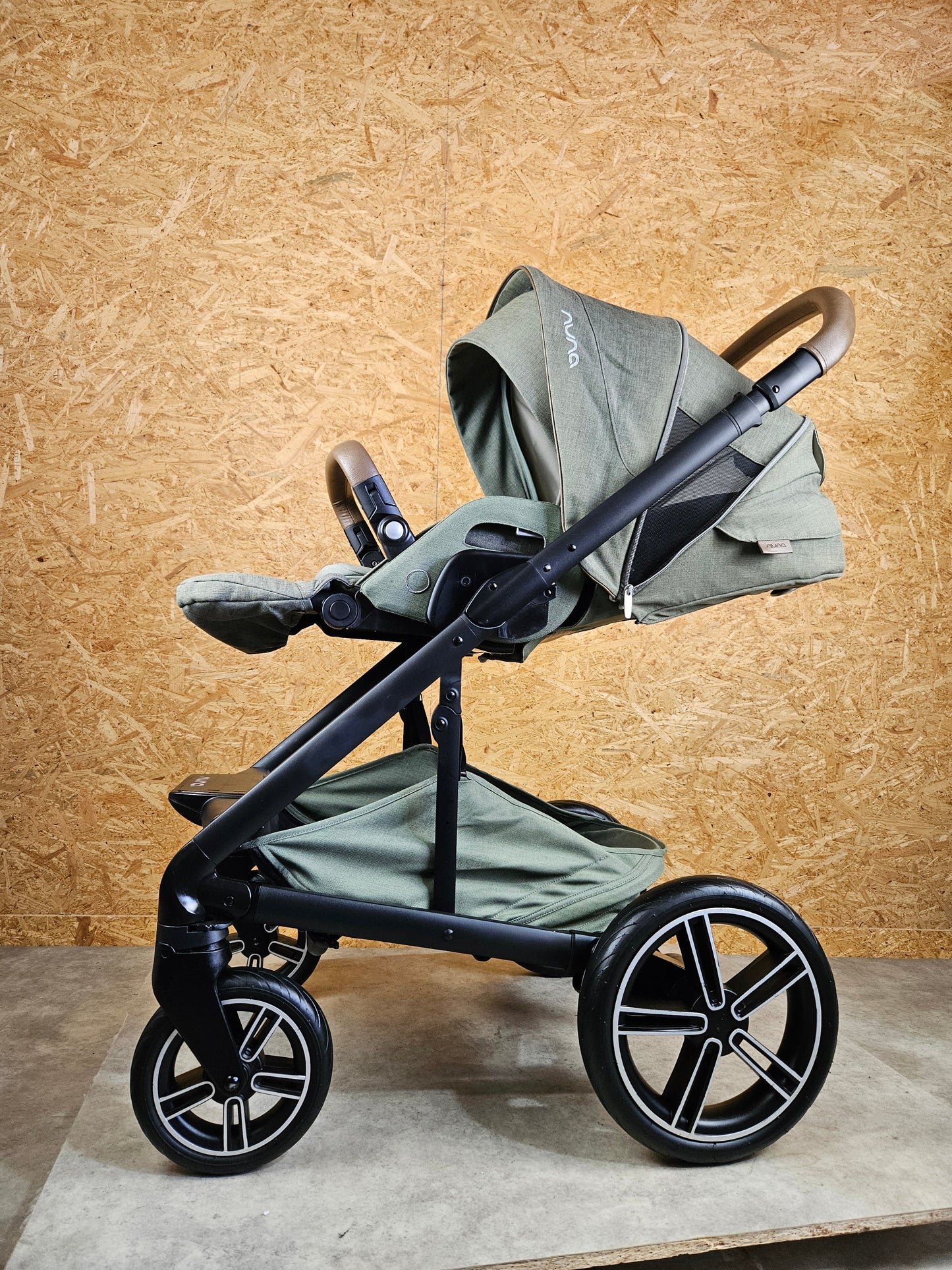 Nuna - Mixx next Magnet Birch Kombikinderwagen (Sportsitz und Babywanne) - Grün in sehr gutem Zustand