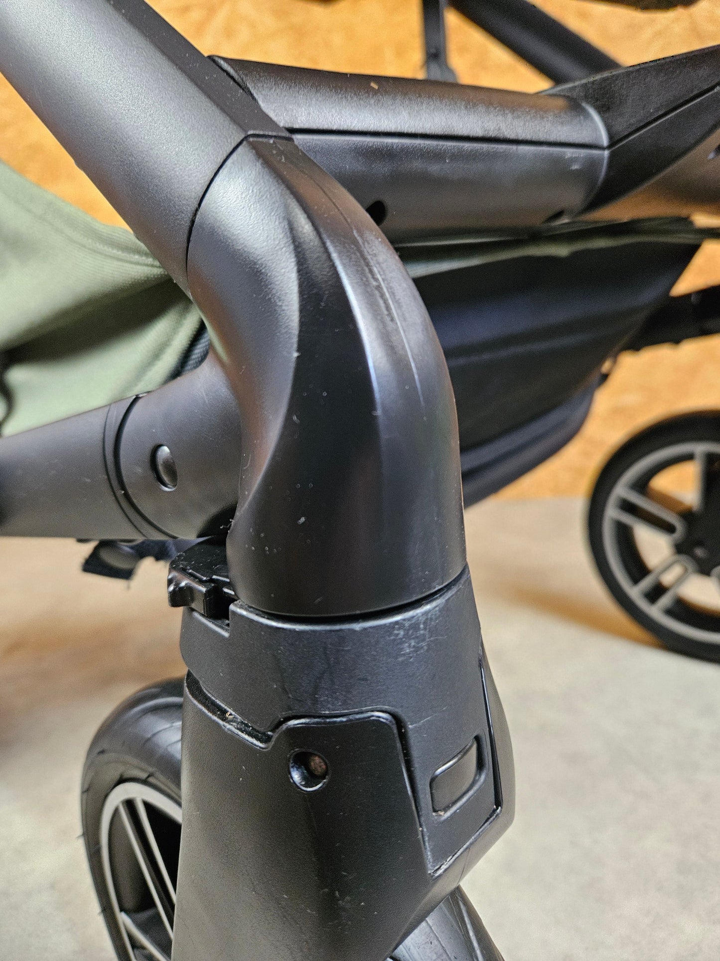 Nuna - Mixx next Magnet Birch Kombikinderwagen (Sportsitz und Babywanne) - Grün in sehr gutem Zustand