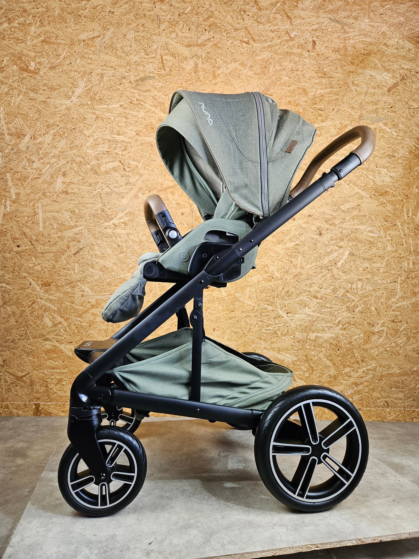 Nuna - Mixx next Magnet Birch Kombikinderwagen (Sportsitz und Babywanne) - Grün in sehr gutem Zustand