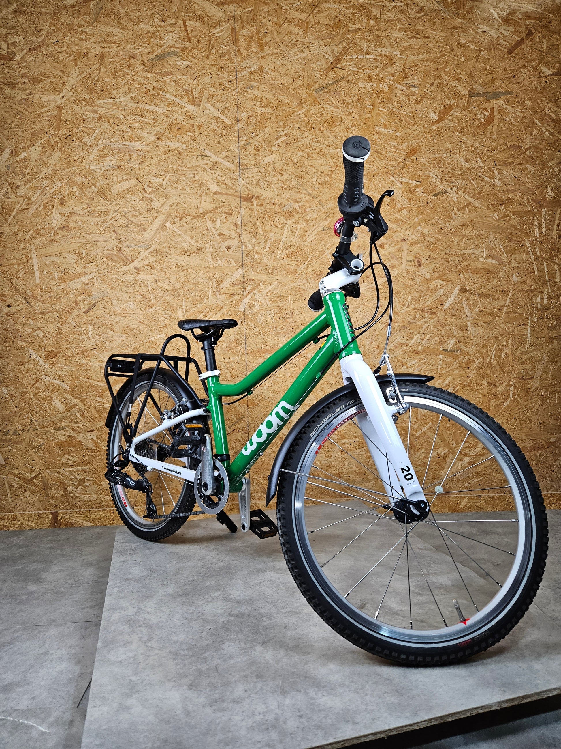 Woom 4 Kinderfahrrad - Grün in Gutem Zustand Fahrrad 2