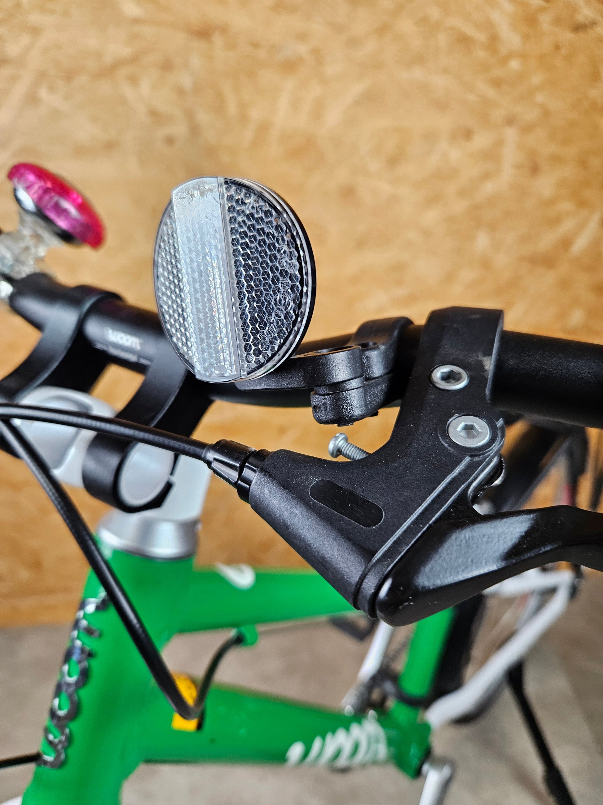 Woom 4 Kinderfahrrad - Grün in Gutem Zustand Fahrrad 7