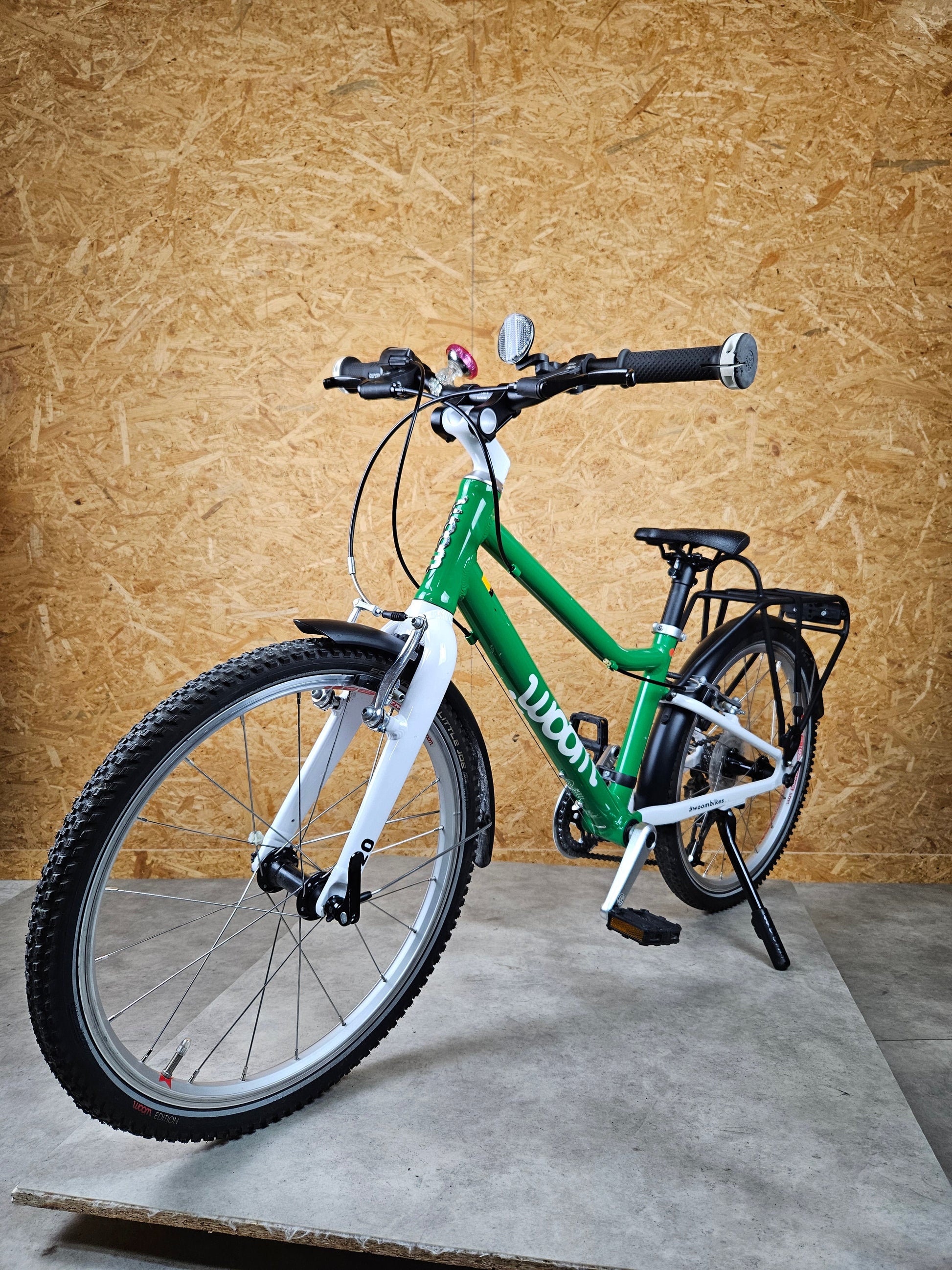 Woom 4 Kinderfahrrad - Grün in Gutem Zustand Fahrrad