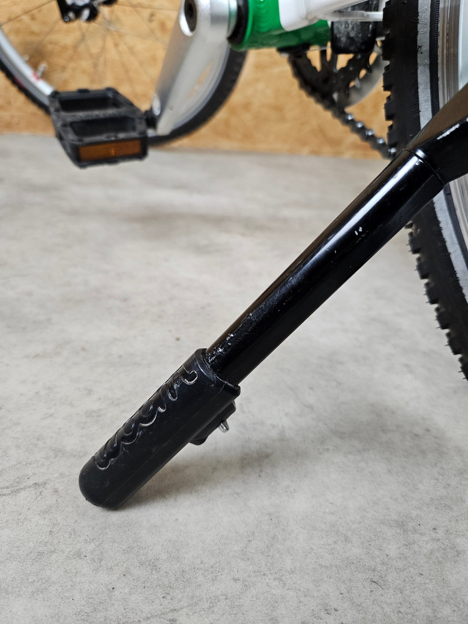 Woom 4 Kinderfahrrad - Grün in Gutem Zustand Fahrrad 18