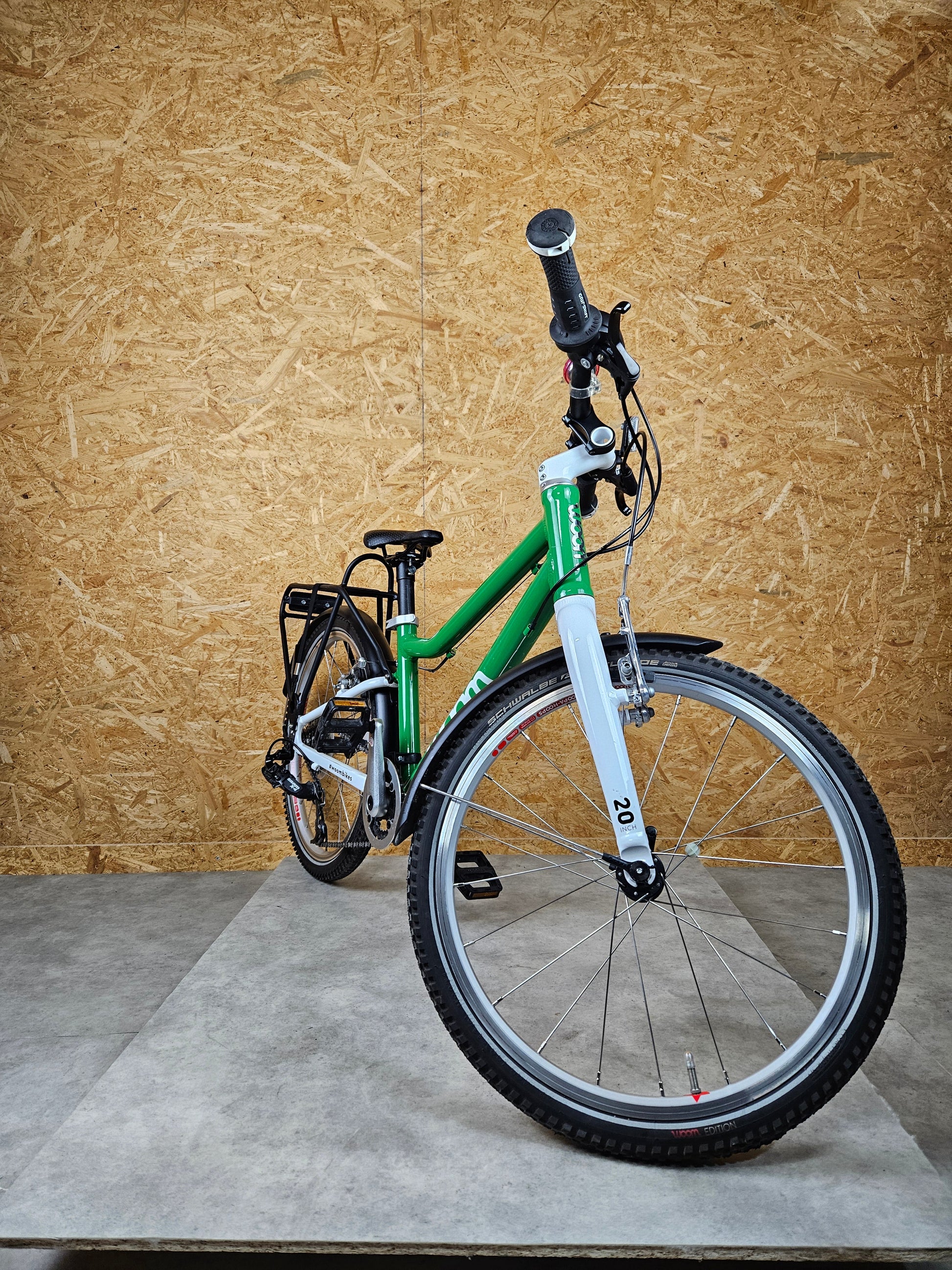 Woom 4 Kinderfahrrad - Grün in Gutem Zustand Fahrrad 3