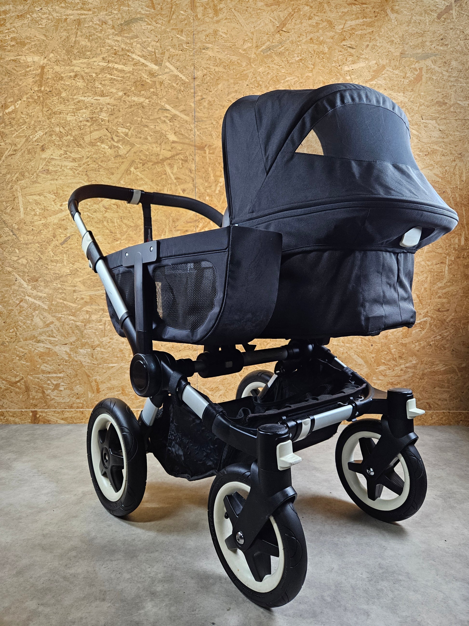 Bugaboo - Donkey 3 Duo (sportsitz und Liegewanne) Schwarz Inkl. Seitliche Gepäcktasche in Gutem Zustand Kinderwagen 8