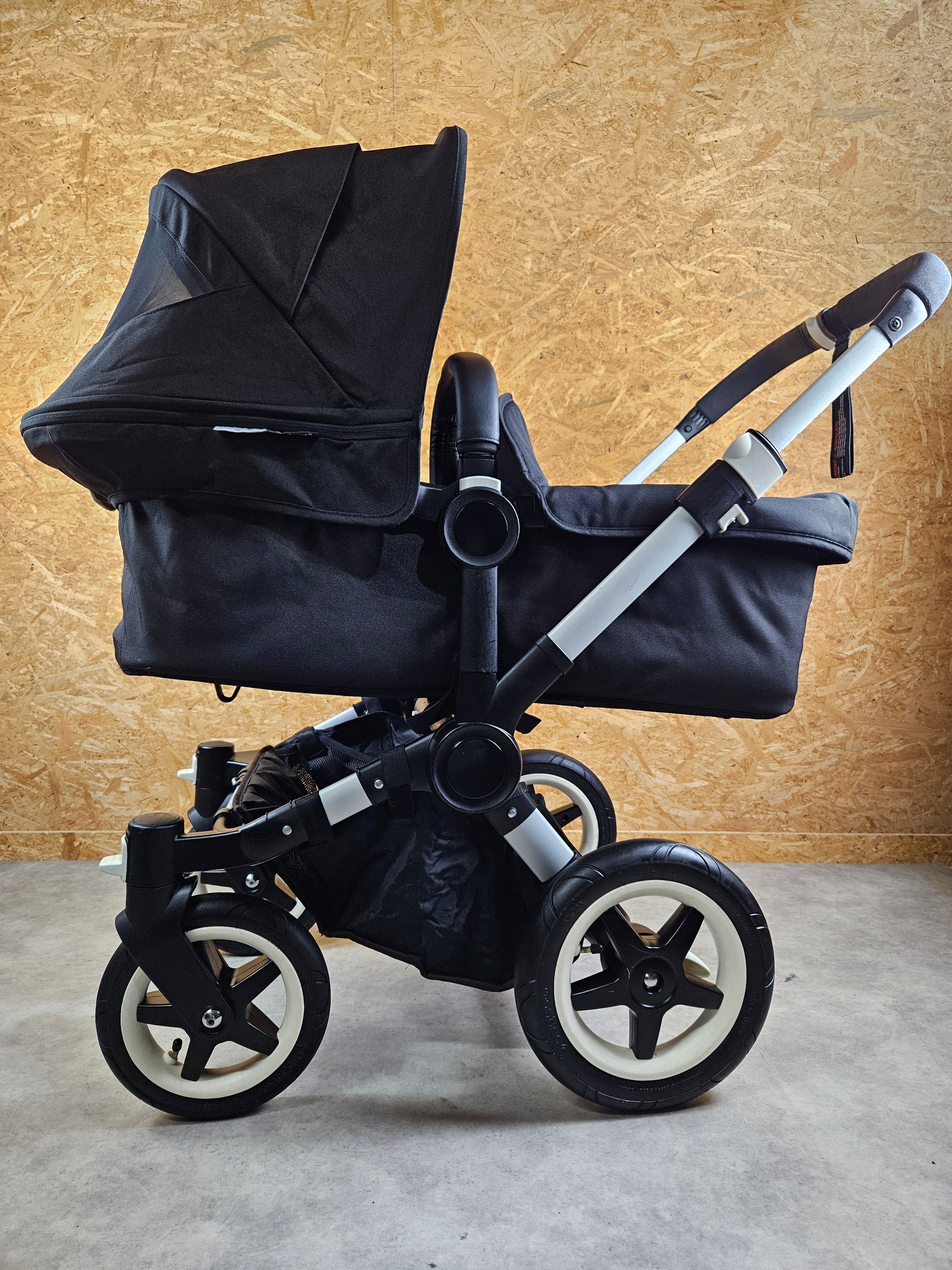 Bugaboo - Donkey 3 Duo (sportsitz und Liegewanne) Schwarz Inkl. Seitliche Gepäcktasche in Gutem Zustand Kinderwagen 11