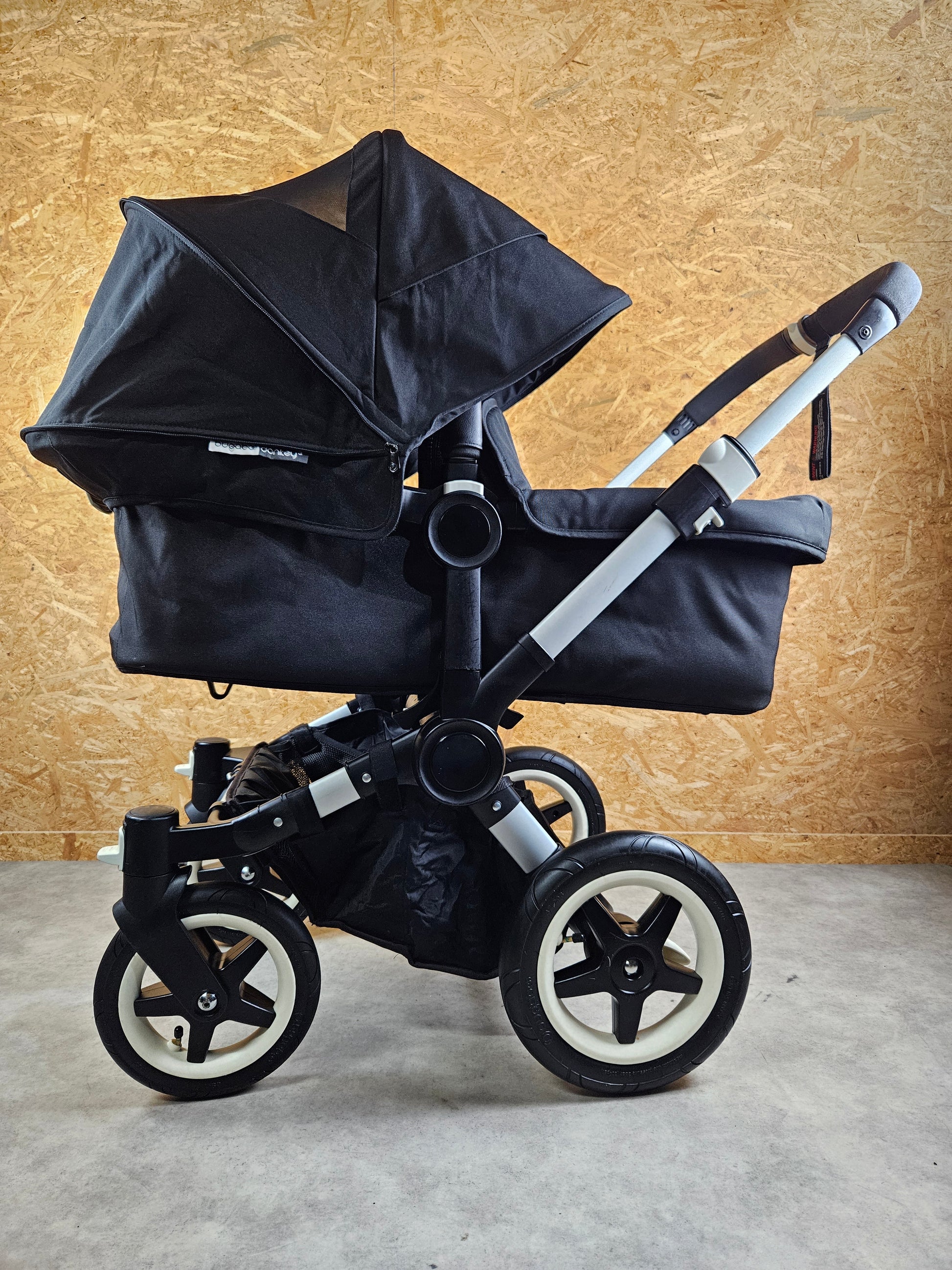 Bugaboo - Donkey 3 Duo (sportsitz und Liegewanne) Schwarz Inkl. Seitliche Gepäcktasche in Gutem Zustand Kinderwagen 12