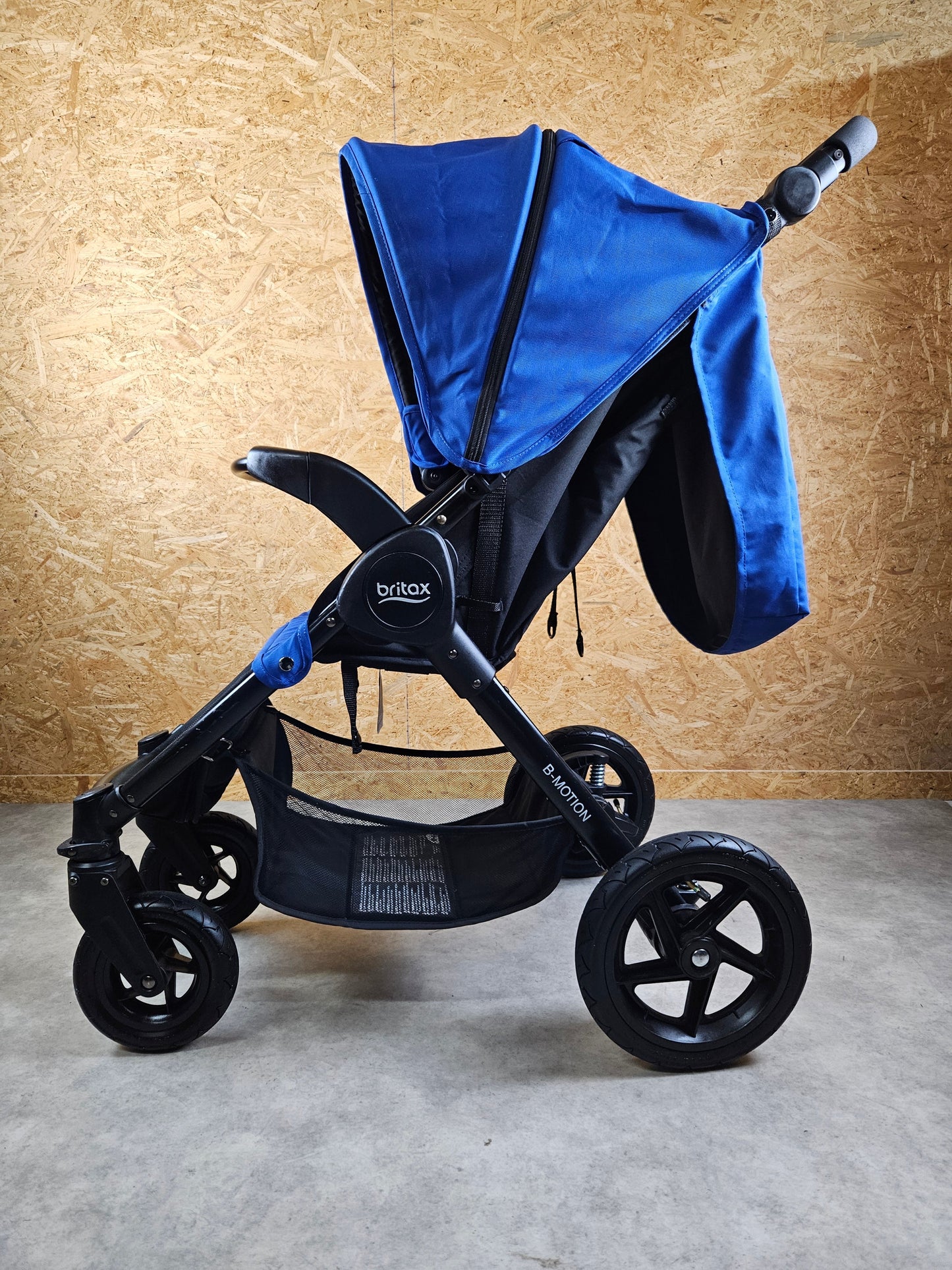 Britax - B-motion Buggy Kinderwagen - Blau in Gutem Zustand / Gut 7