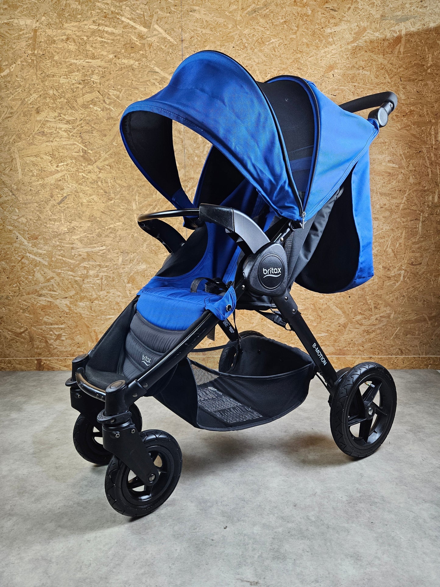 Britax - B-motion Buggy Kinderwagen - Blau in Gutem Zustand / Gut 6