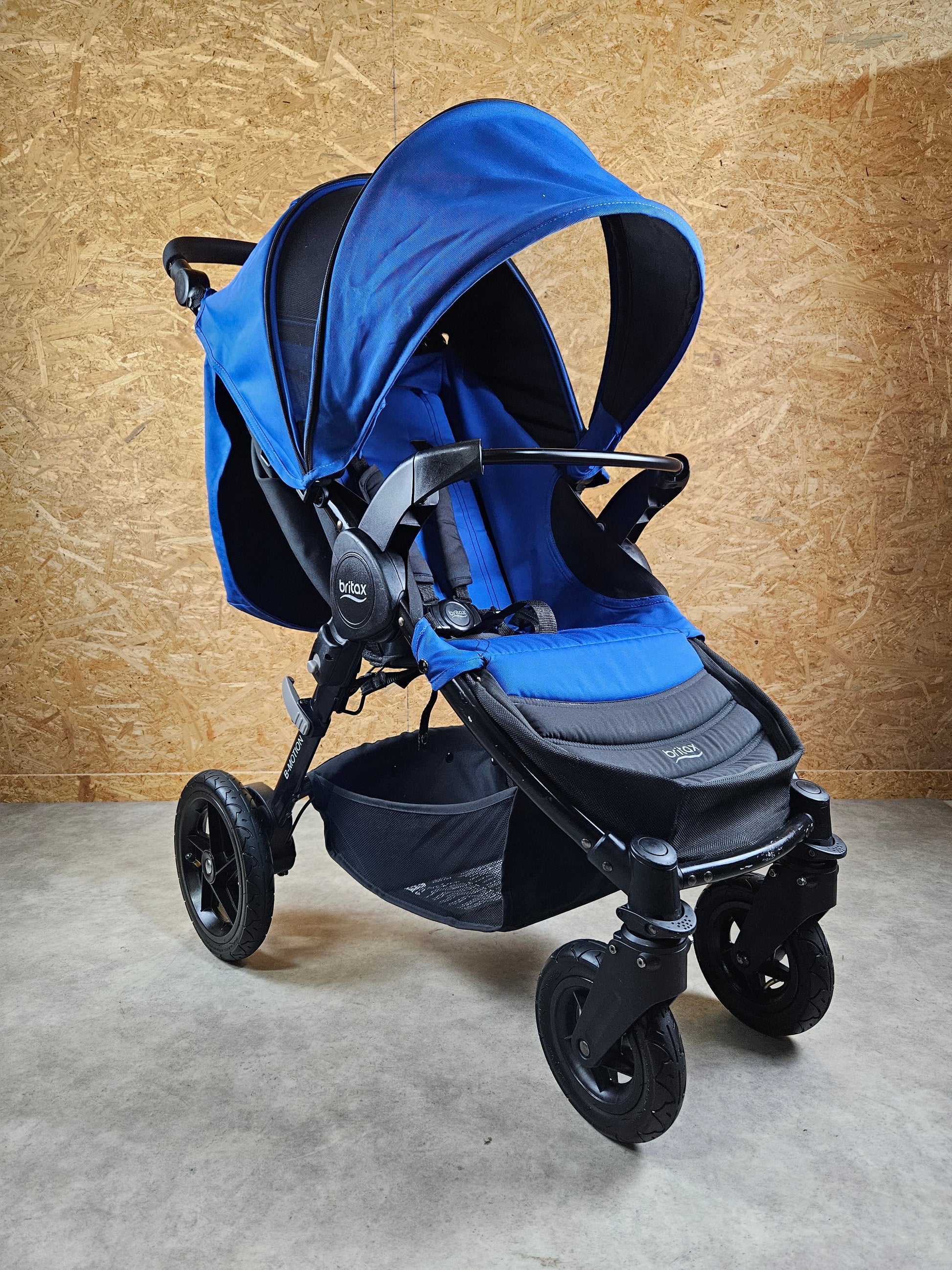 Britax - B-motion Buggy Kinderwagen - Blau in Gutem Zustand / Gut 3