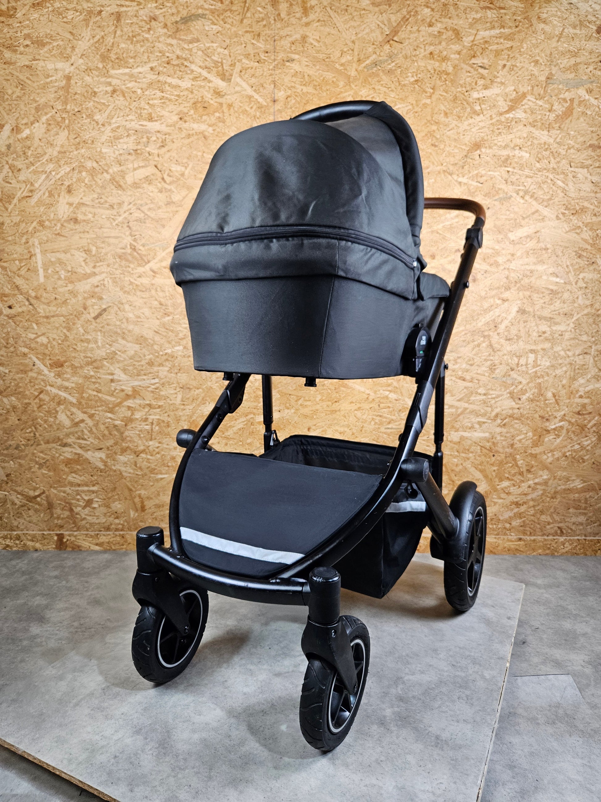 Britax Römer - Duo Smile Iii - Kombikinderwagen (sportsitz und Babywanne) - Schwarz in Gutem Zustand Kinderwagen 17