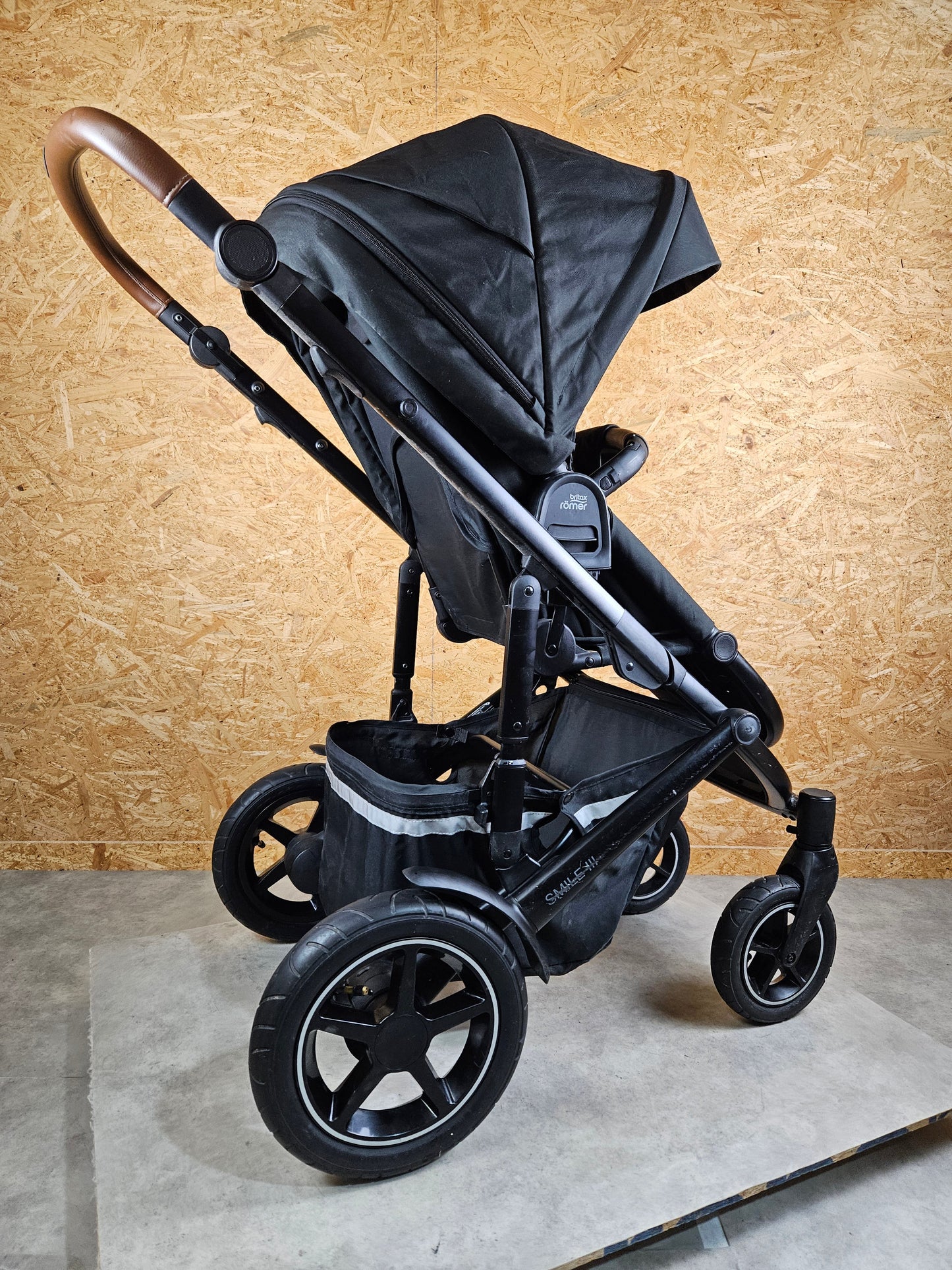 Britax Römer - Duo Smile Iii - Kombikinderwagen (sportsitz und Babywanne) - Schwarz in Gutem Zustand Kinderwagen 6