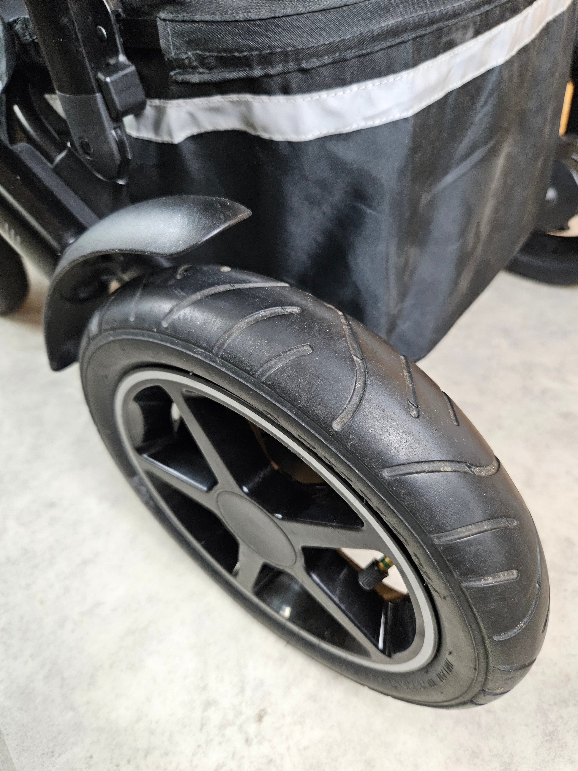 Britax Römer - Duo Smile Iii - Kombikinderwagen (sportsitz und Babywanne) - Schwarz in Gutem Zustand Kinderwagen 30