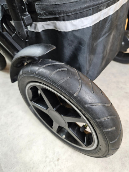 Britax Römer - Duo Smile Iii - Kombikinderwagen (sportsitz und Babywanne) - Schwarz in Gutem Zustand Kinderwagen 30