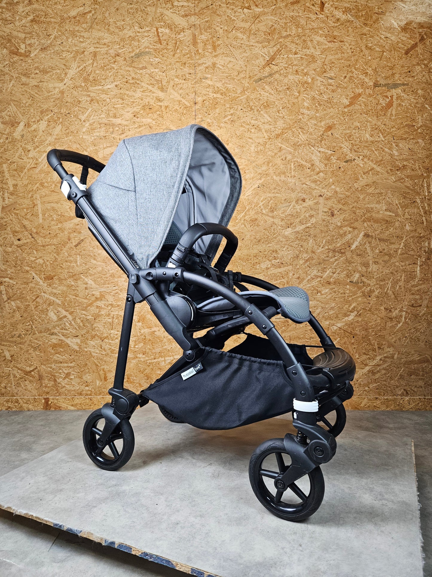 Bugaboo Bee 6 Buggy - Grau - in Gutem Zustand Kinderwagen 5