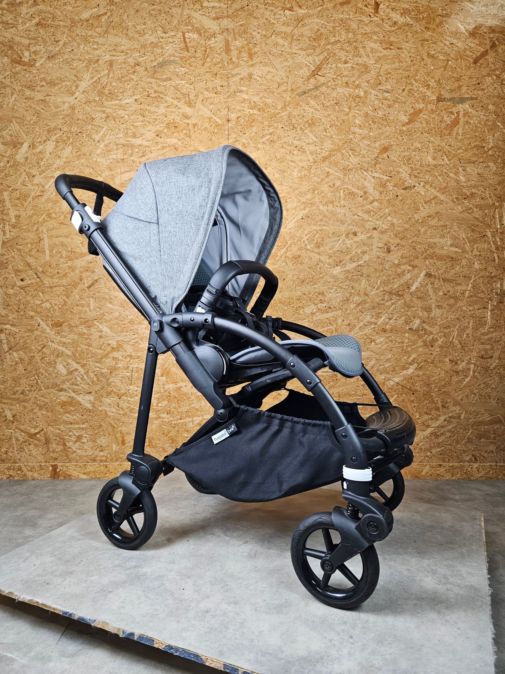 Bugaboo Bee 6 Buggy - Grau - in Gutem Zustand Kinderwagen 5