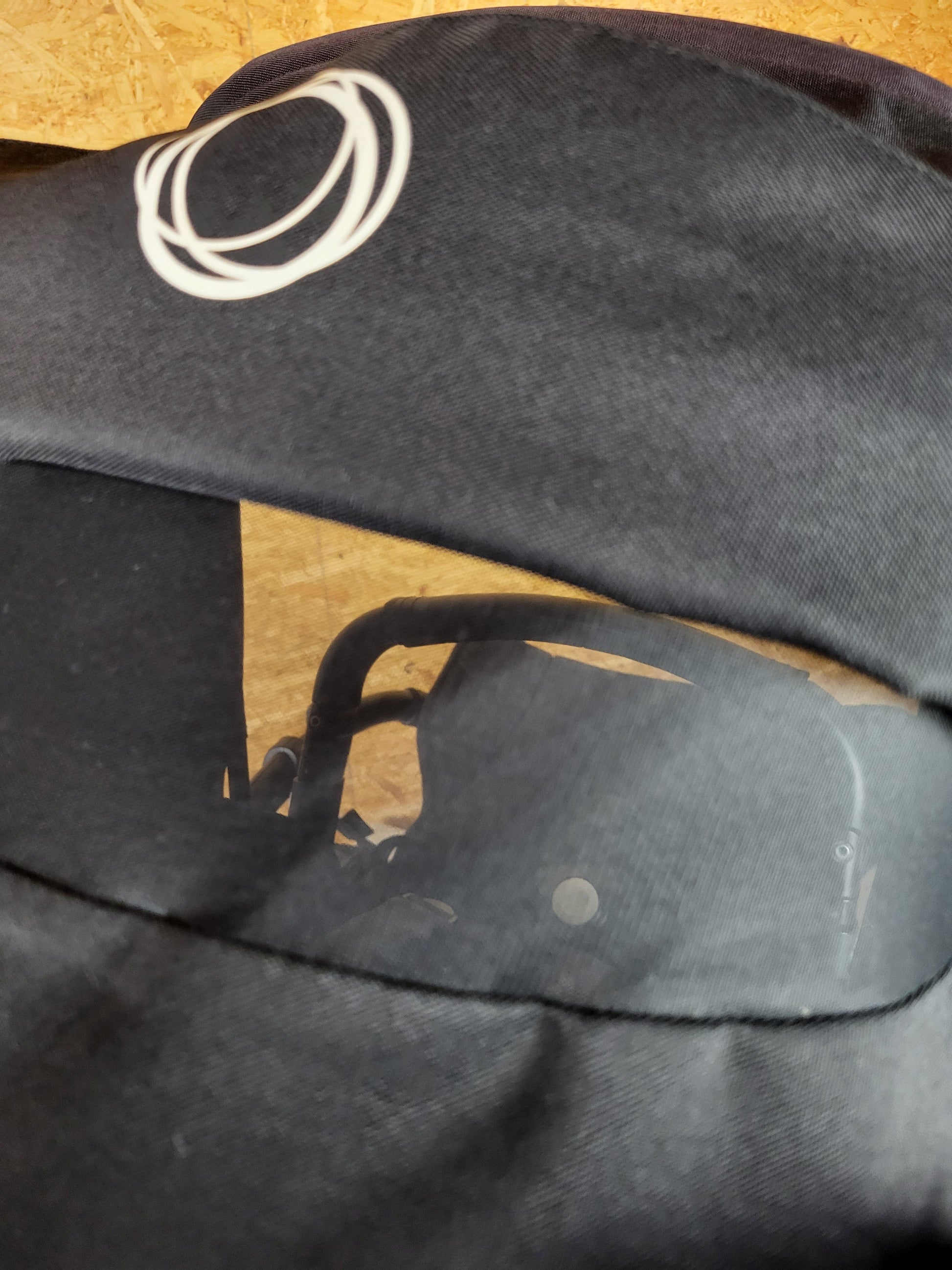 Bugaboo Bee 6 - Schwarz - in Gutem Zustand am Besten Kinderwagen 16 Kostenloser Versand