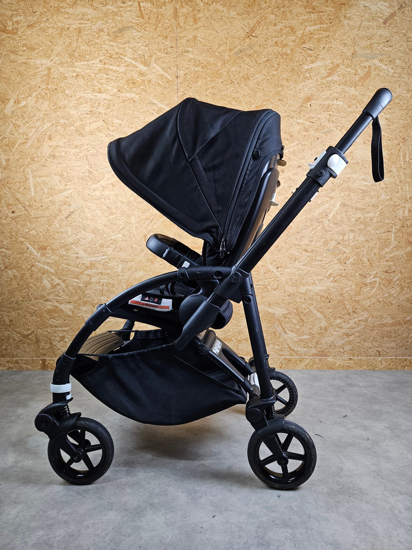 Bugaboo Bee 6 - Schwarz in sehr Gutem Zustand Kinderwagen 3