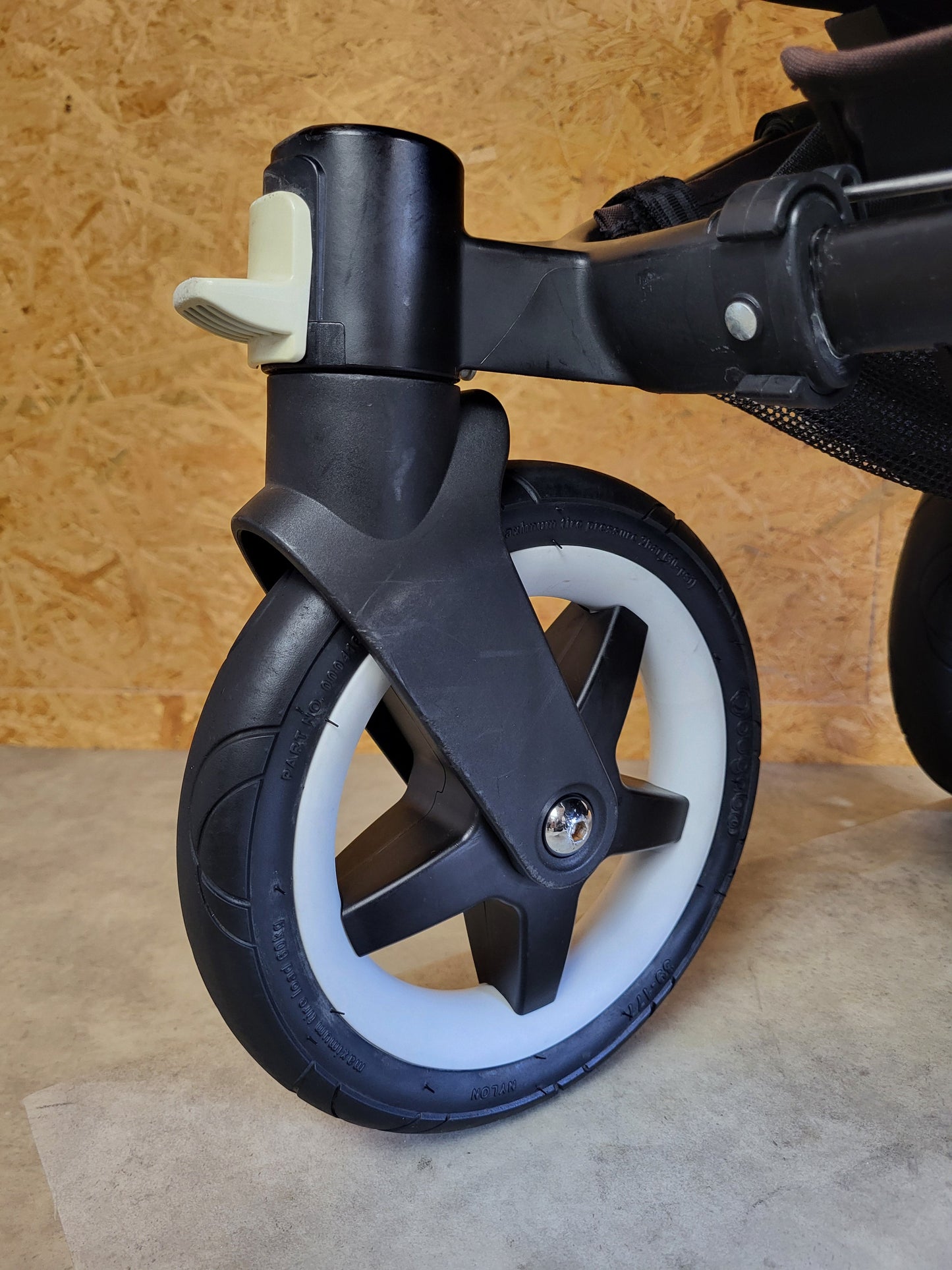 Bugaboo - Donkey 2 Duo Kinderwagen (1 Liegewanne / 2 Sportsitze) inkl. seitliche Gepäcktasche - Schwarz - in gutem Zustand