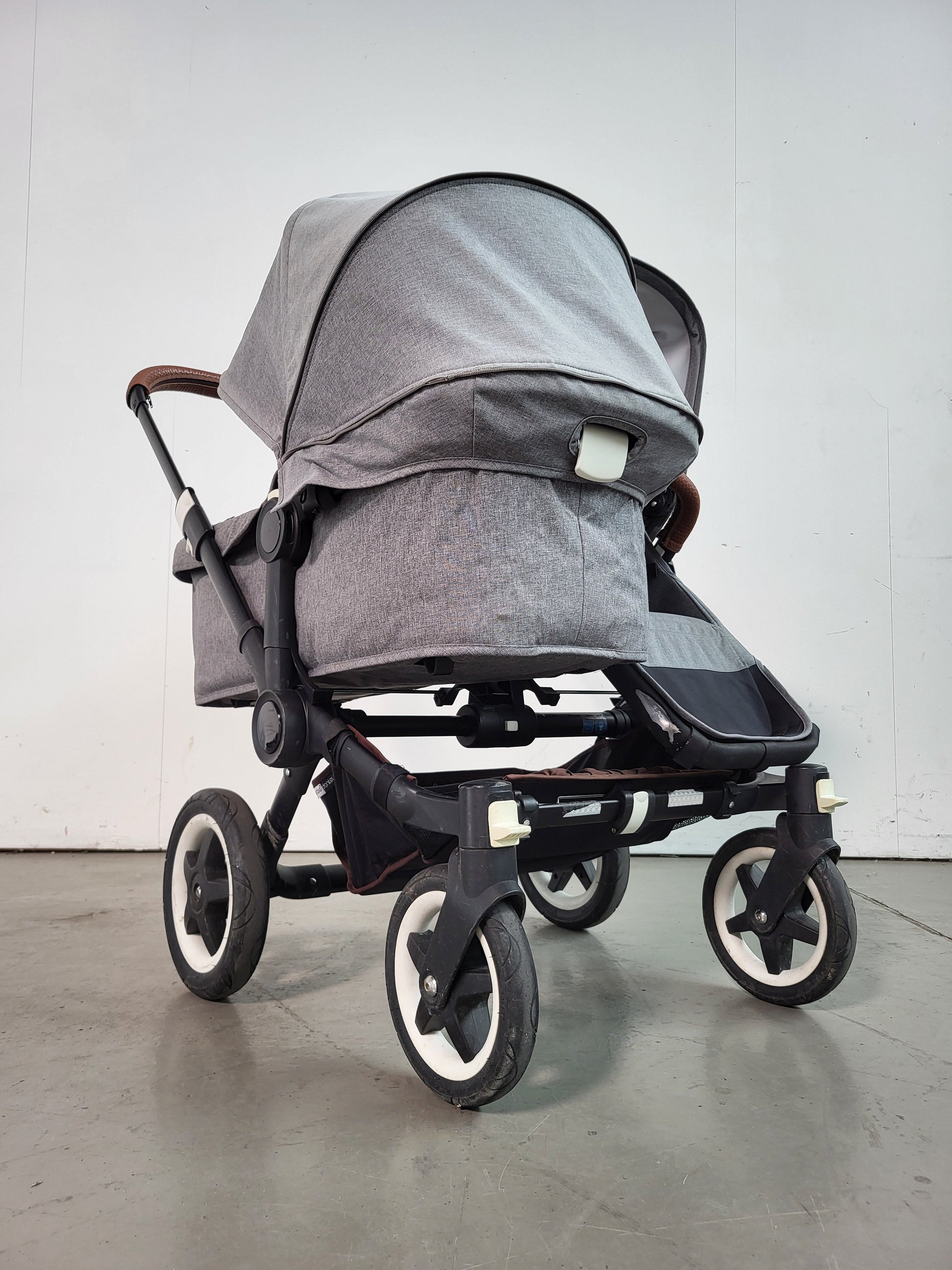 Bugaboo Donkey 2 - Kombikinderwagen (1 Liegewanne und 1 Sportsitz) - Grau - Gutem Zustand Kinderwagen 4