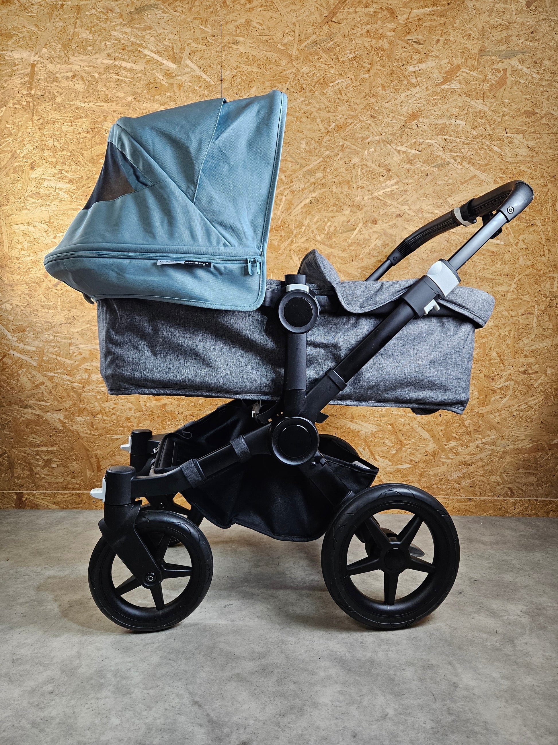 Bugaboo - Donkey 3 Duo (sportsitz und Liegewanne) Geschwisterwagen Inkl. Seitliche Gepäcktasche - Türkise Sonnendach
