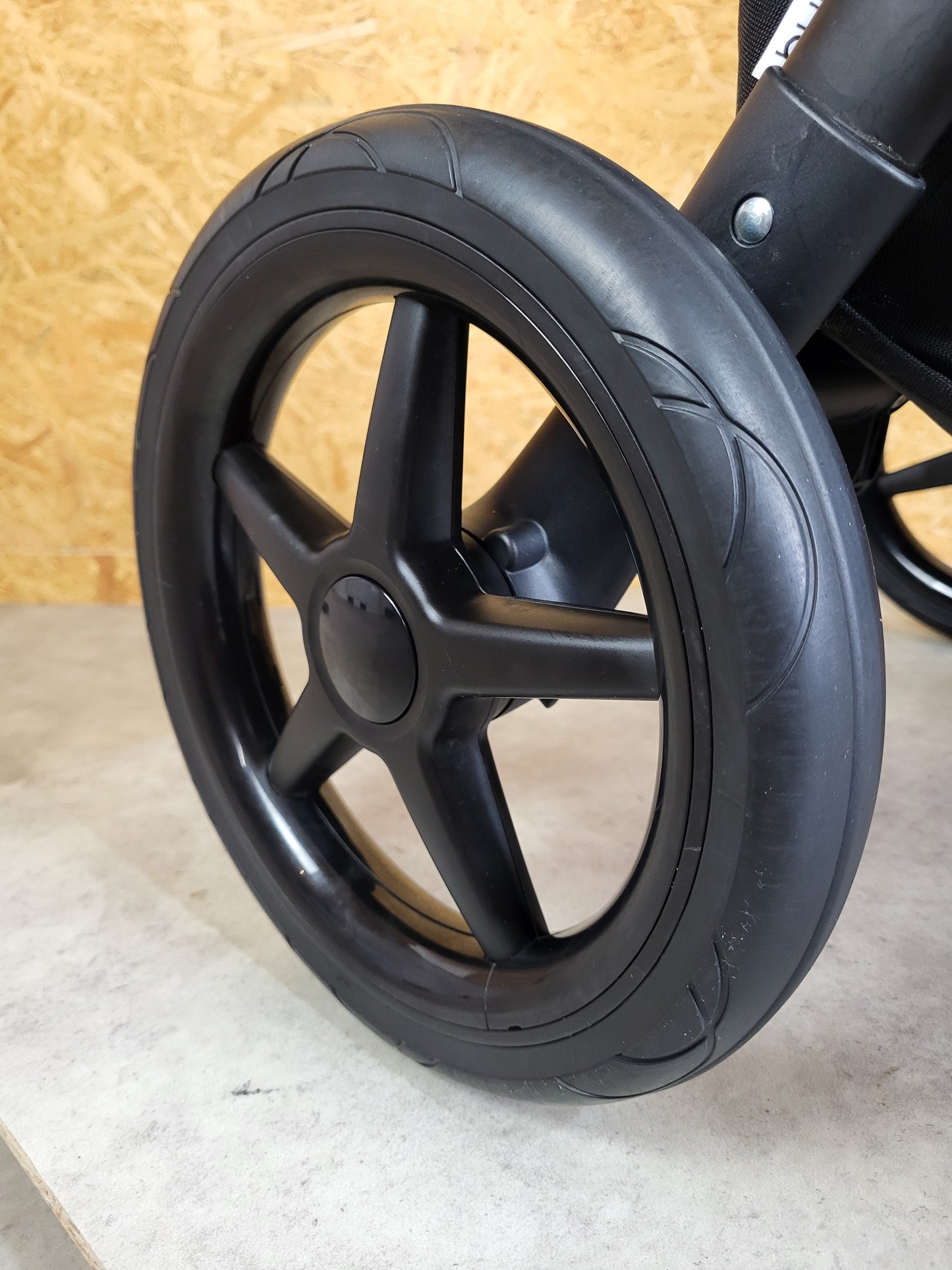 Bugaboo Lynx - All Black Kombikinderwagen (Liegewanne und Sportsitz) - Schwarz in sehr gutem Zustand