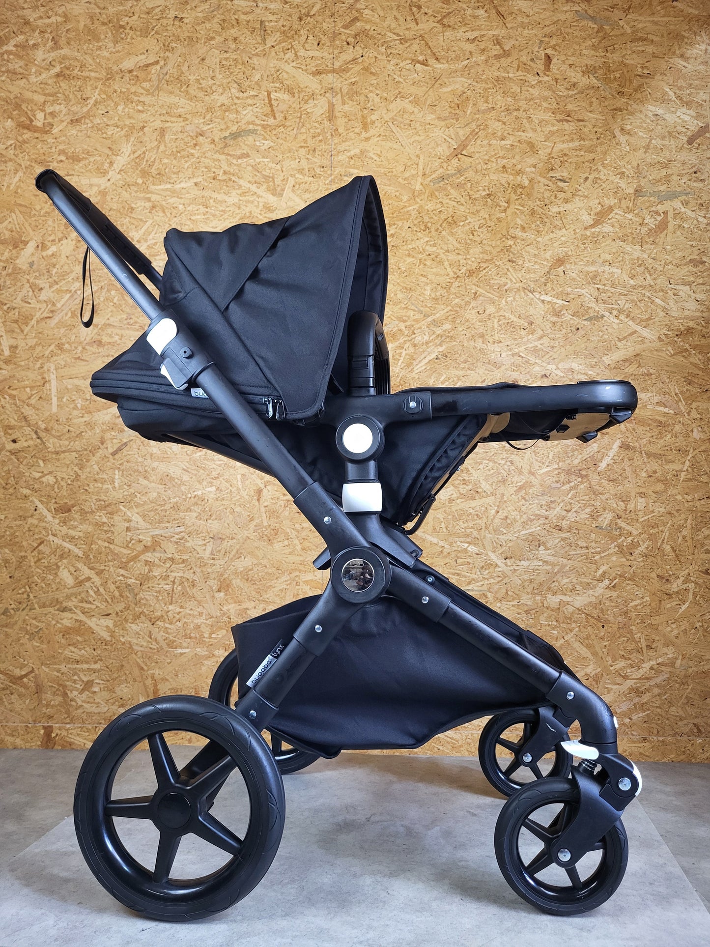 Bugaboo Lynx - All Black Kombikinderwagen (Liegewanne und Sportsitz) - Schwarz in sehr gutem Zustand