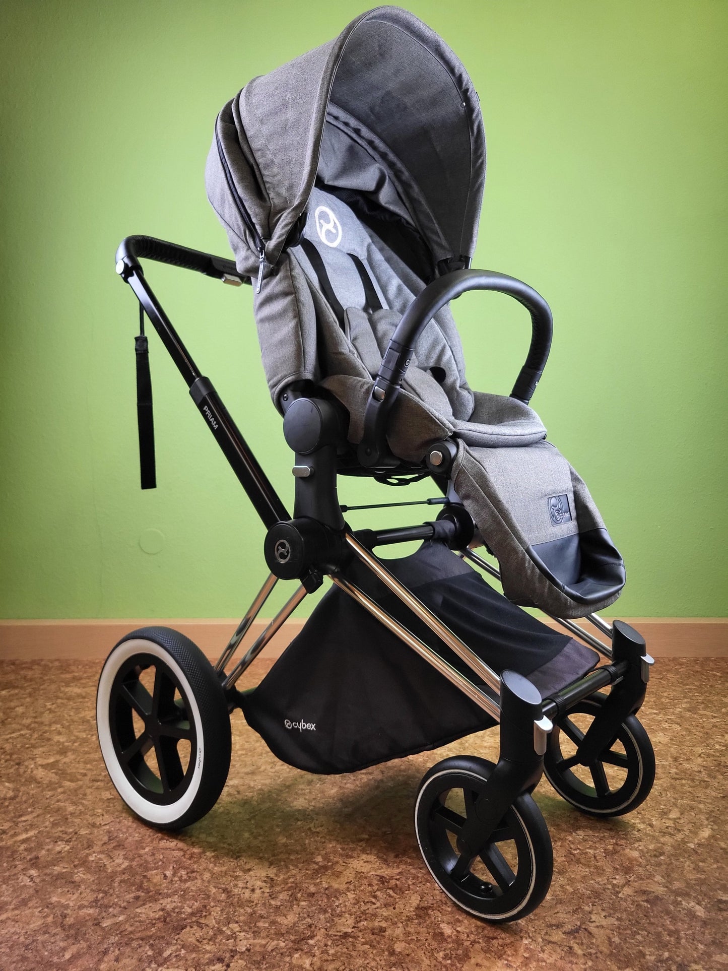 Cybex - Priam Kombikinderwagen Grau / Gut Kinderwagen 3