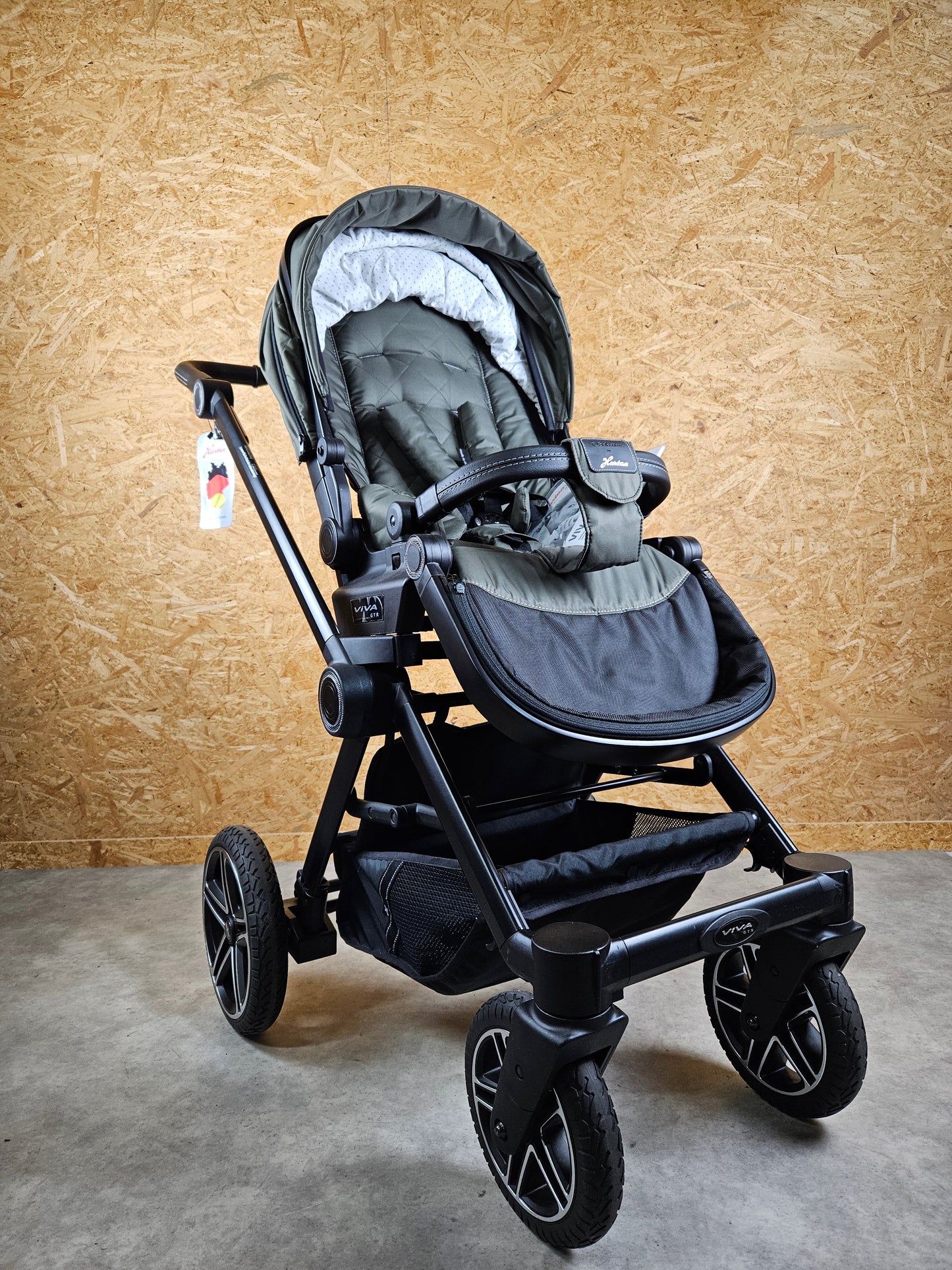 Hartan - Viva Kombikinderwagen (babywanne und Sportsitz) - Grau wie Neu - Inkl. Wickeltasche Fußsack Poussette 3