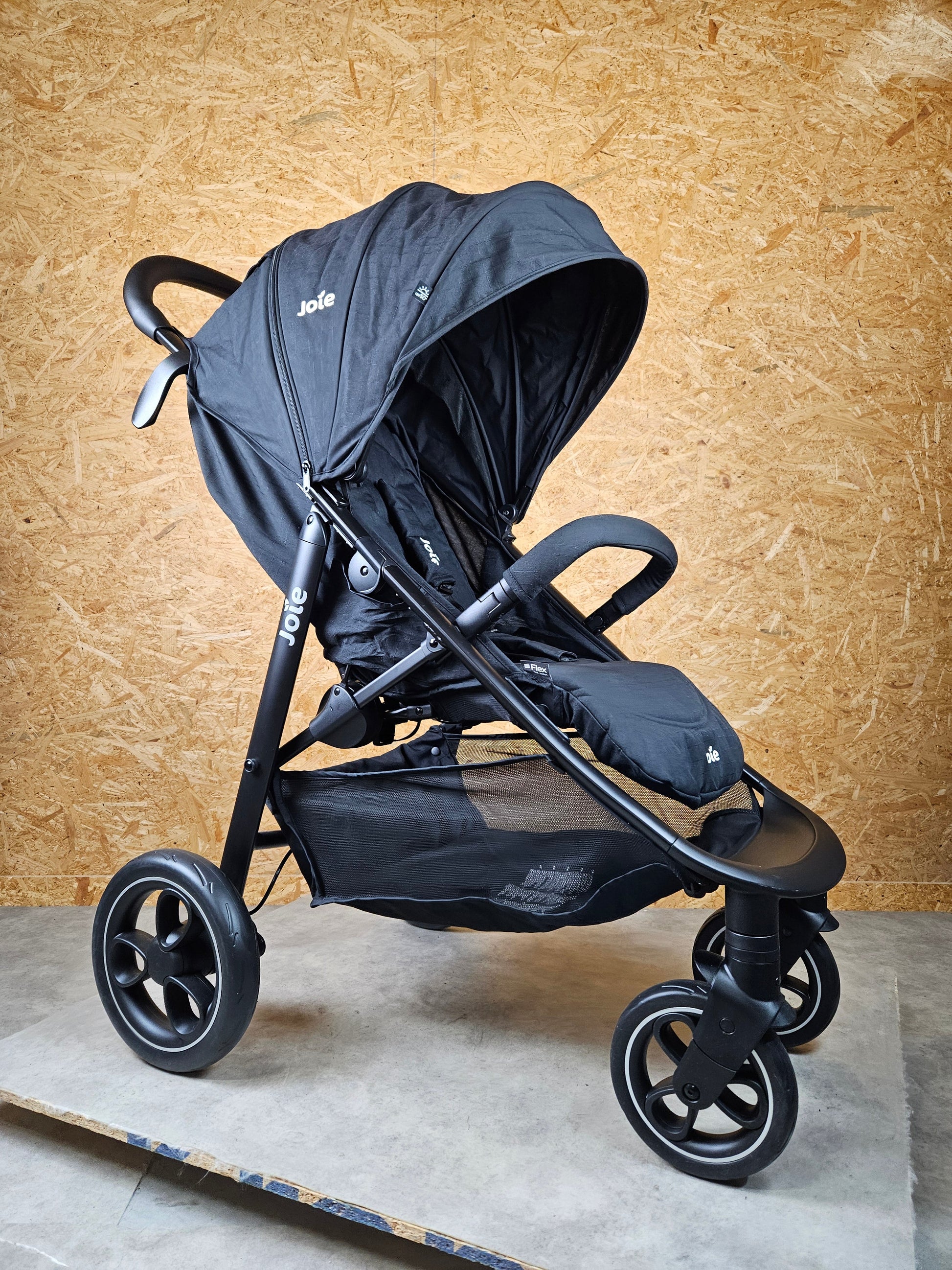 Joie Litetrax - Buggy Kinderwagen mit Ramble Babywanne und Schieberablagefach - Schwarz - wie Neu / sehr Gut 4
