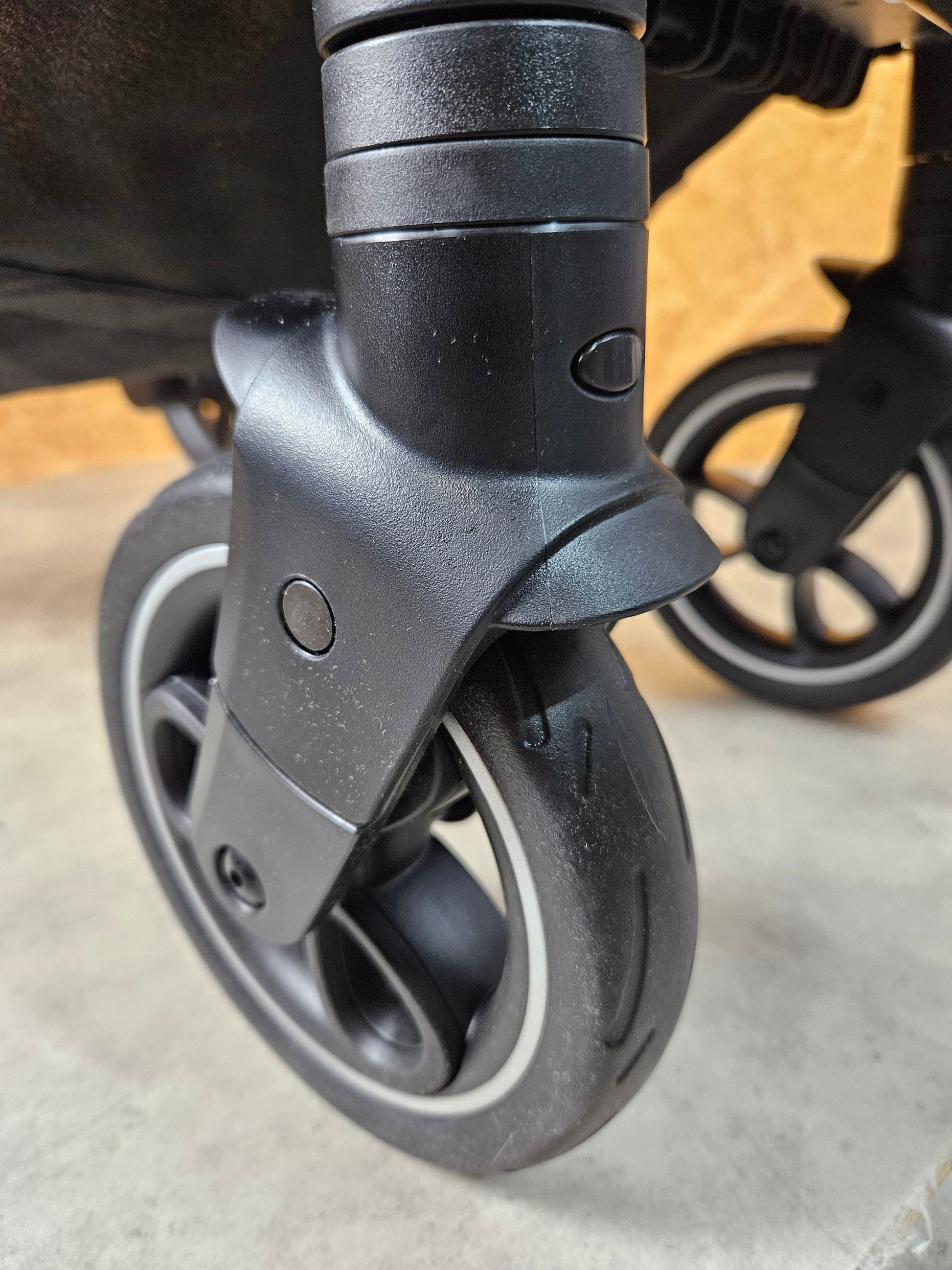 Joie Litetrax - Buggy Kinderwagen mit Ramble Babywanne und Schieberablagefach - Schwarz - wie Neu / sehr Gut 22