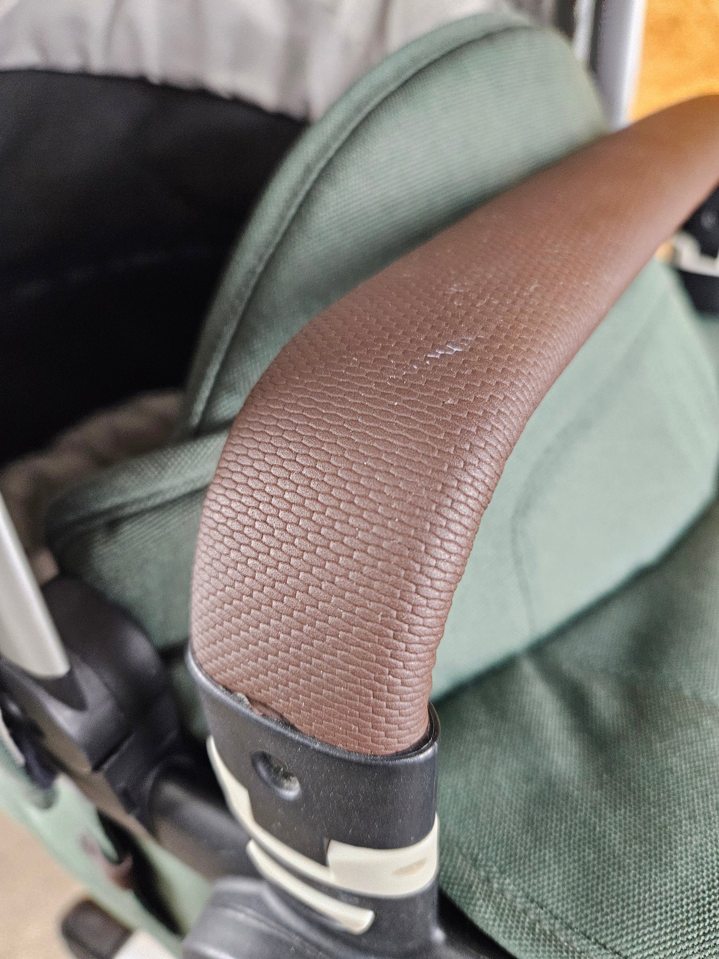 Joolz - Day 3 Kombikinderwagen (sportsitz und Liegewanne) - Marvelous Green in Gutem Zustand Grün / Gut Kinderwagen 16