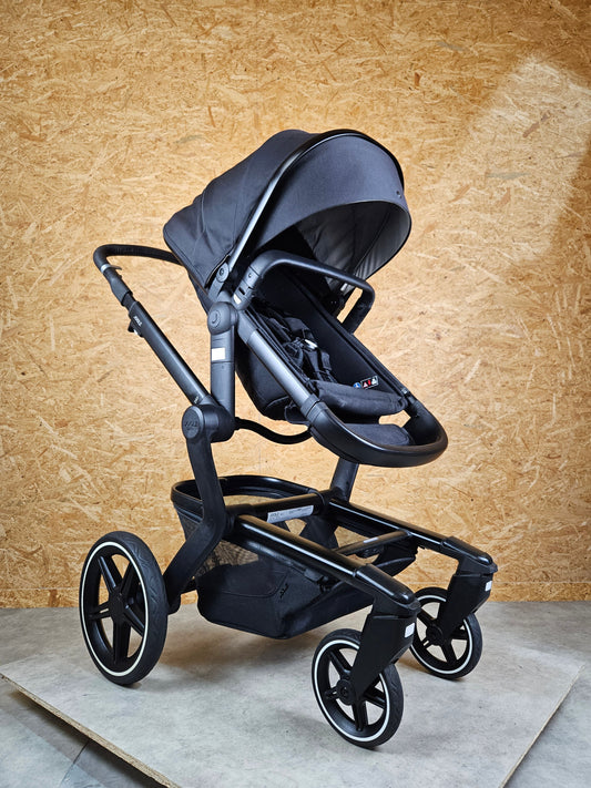 Joolz Day+ Kinderwagen (Sportsitz) - Schwarz in sehr gutem Zustand