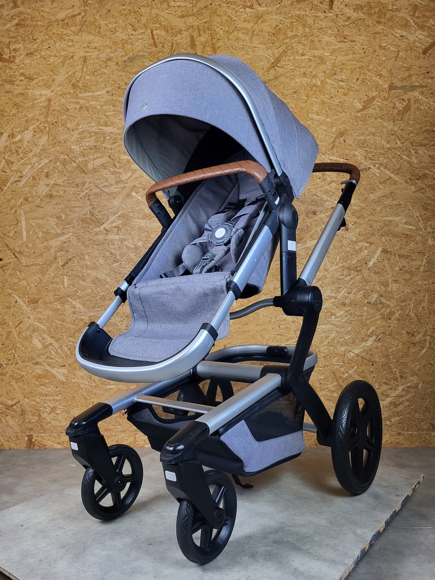 Joolz Day+ Kombikinderwagen (liegewanne und Sportsitz) - Grau in Gutem Zustand am Besten Kinderwagen 2 Kostenloser