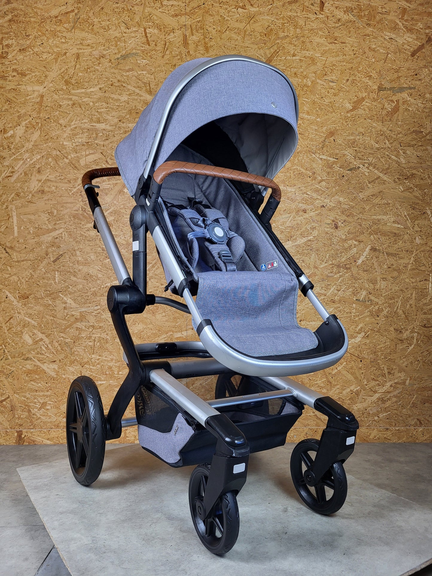 Joolz Day+ Kombikinderwagen (liegewanne und Sportsitz) - Grau in Gutem Zustand am Besten Kinderwagen 3 Kostenloser