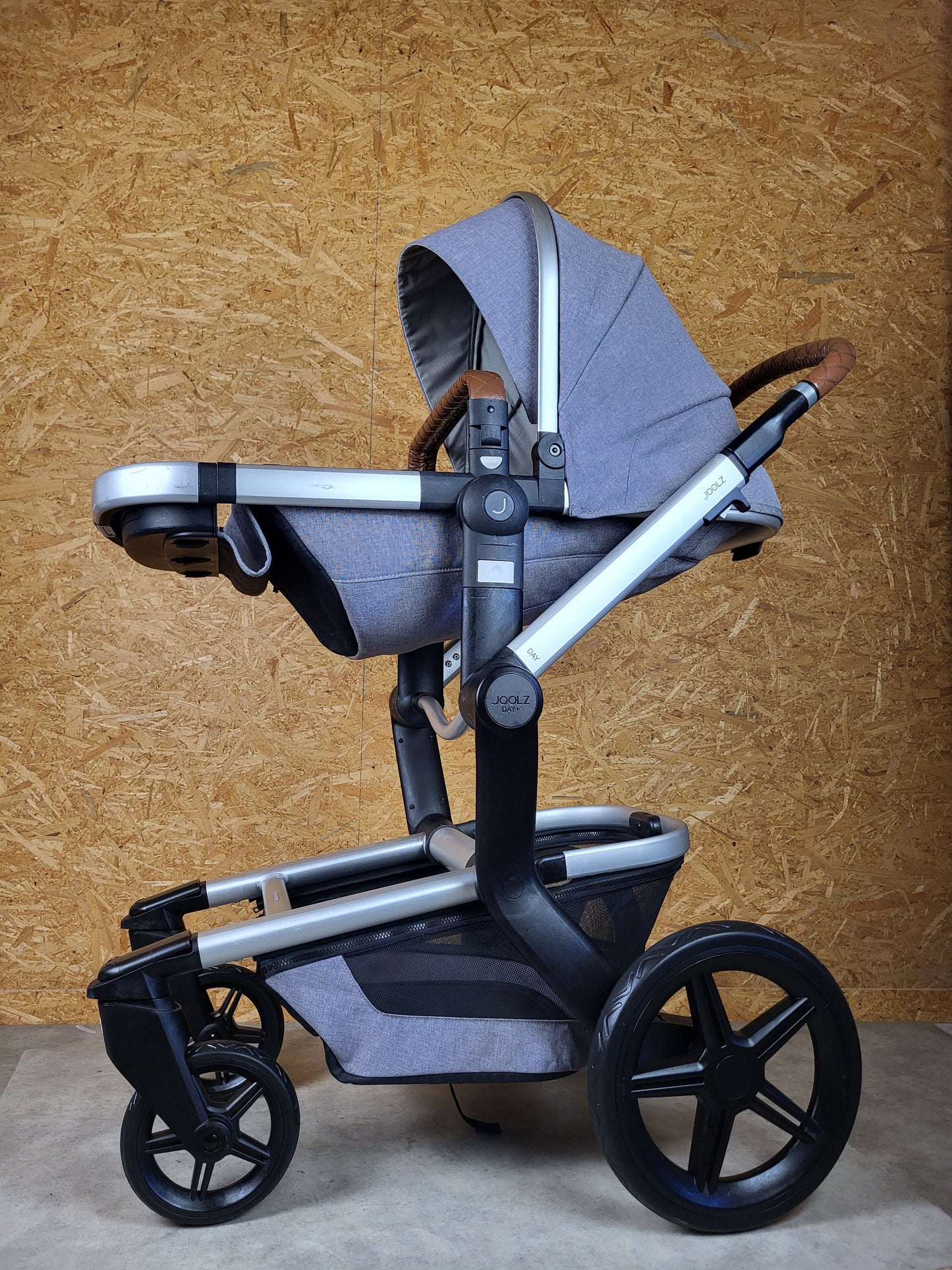 Joolz Day+ Kombikinderwagen (liegewanne und Sportsitz) - Grau in Gutem Zustand am Besten Kinderwagen 5 Kostenloser