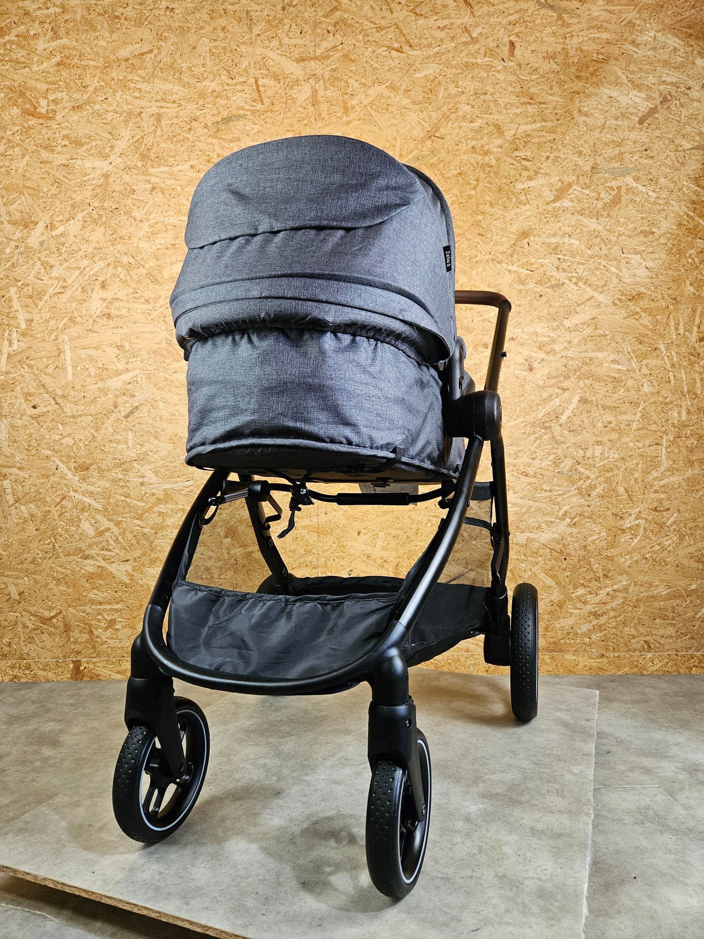 Maxi Cosi Zelia 3 - aufbereiteter Kinderwagen #7