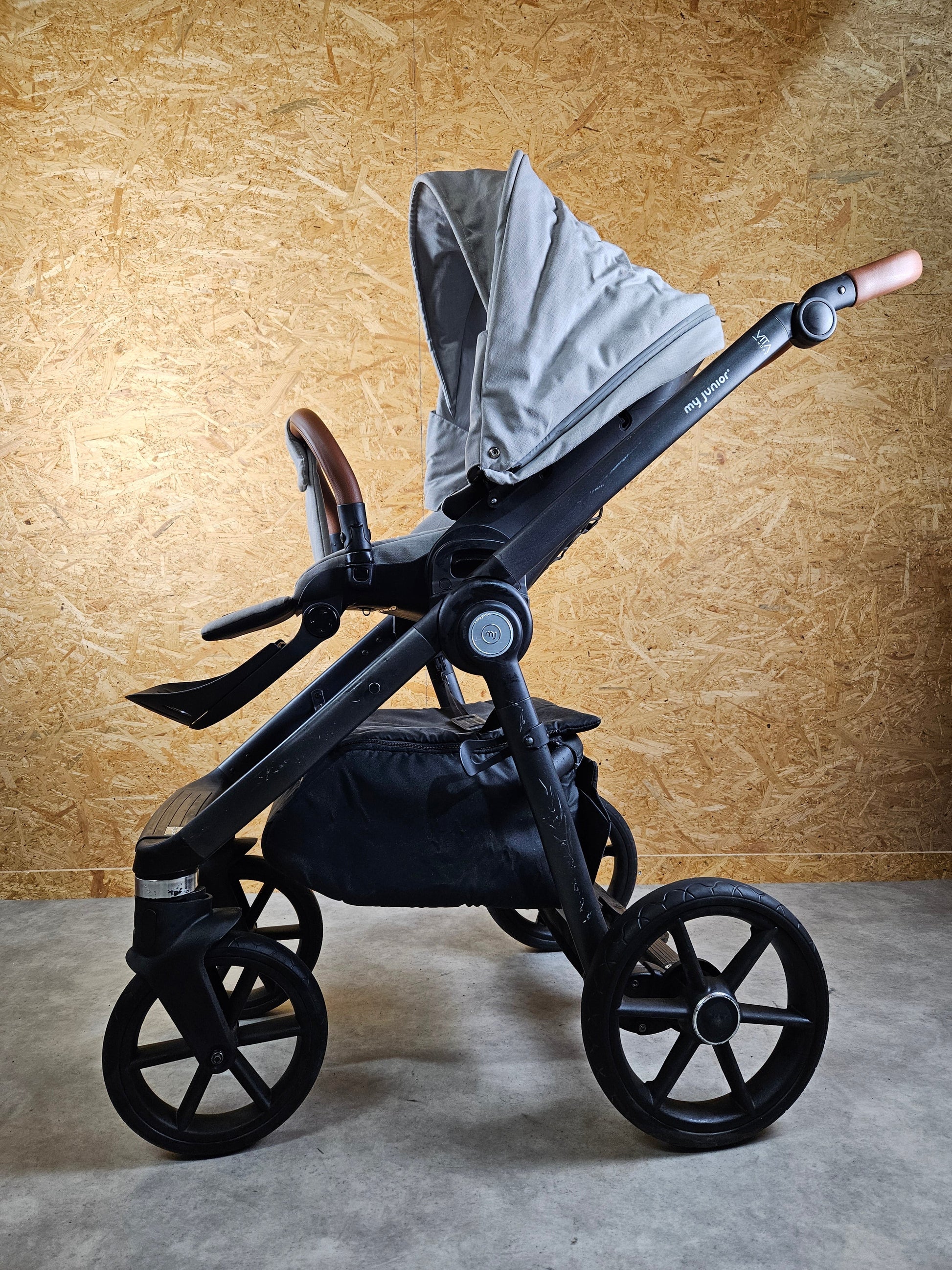 My Junior Vita Hope - Kombikinderwagen (sportsitz und Babywanne) - Grau in Gutem Zustand Kinderwagen 6