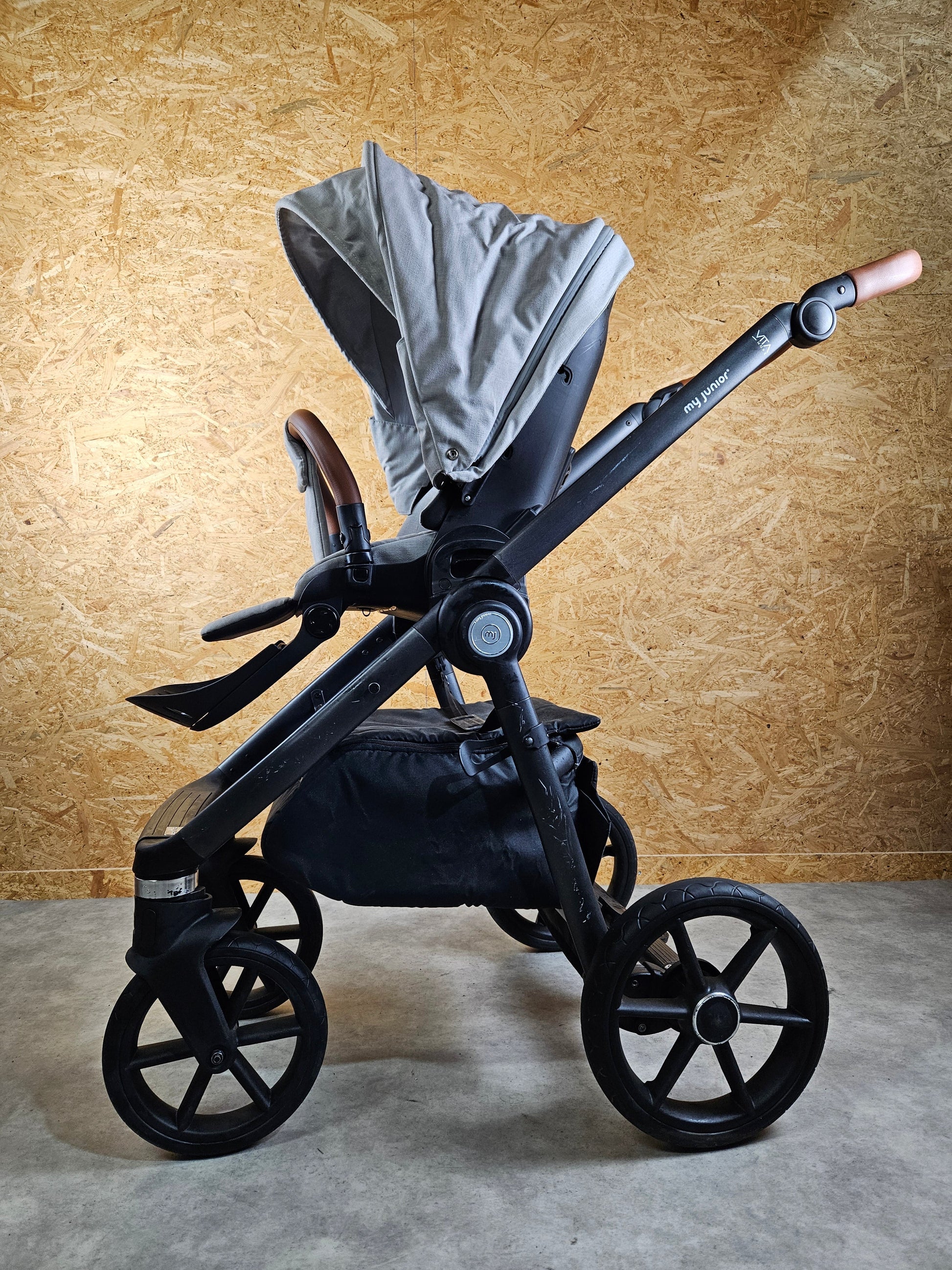 My Junior Vita Hope - Kombikinderwagen (sportsitz und Babywanne) - Grau in Gutem Zustand Kinderwagen 10