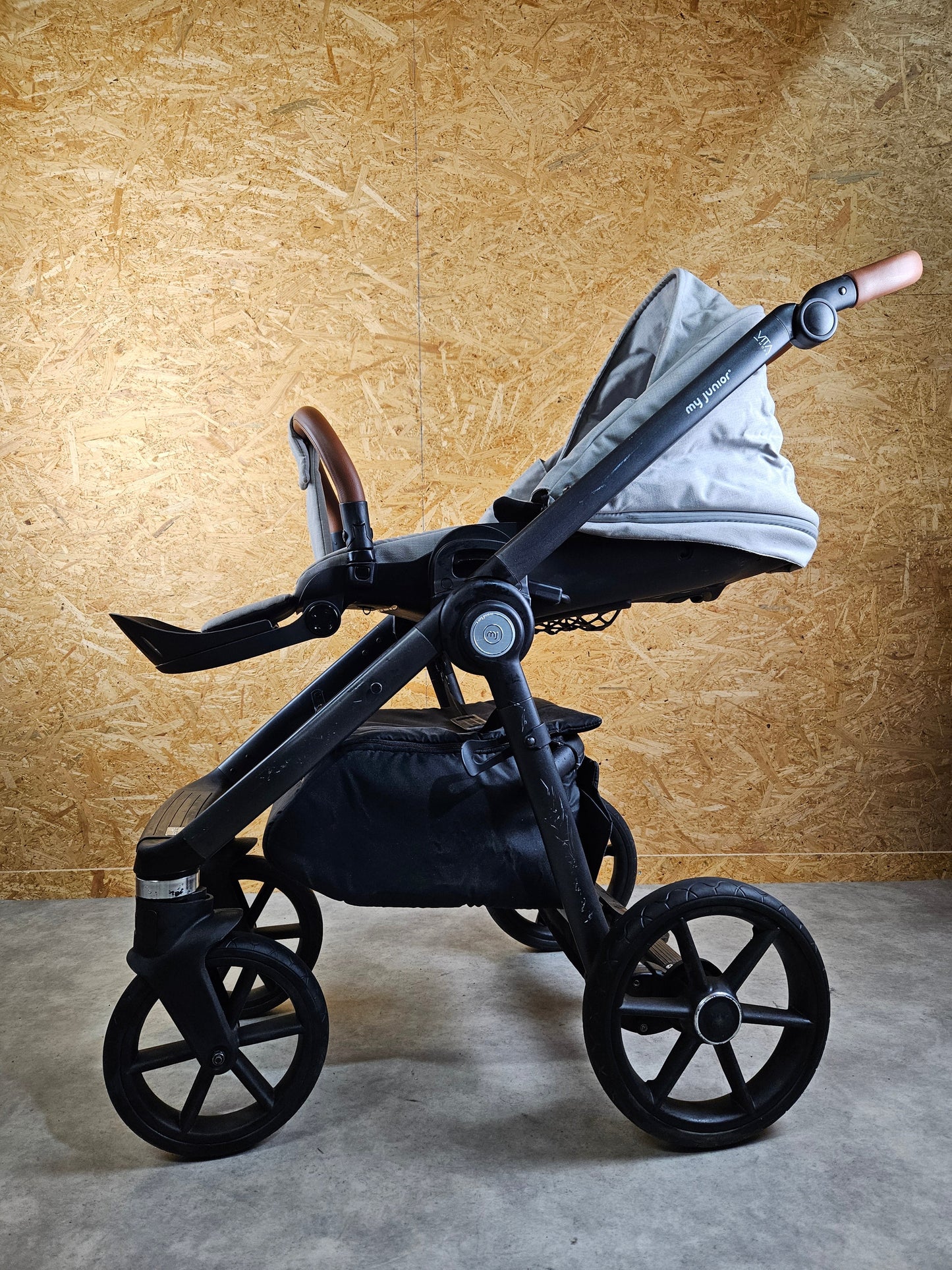 My Junior Vita Hope - Kombikinderwagen (sportsitz und Babywanne) - Grau in Gutem Zustand Kinderwagen 11