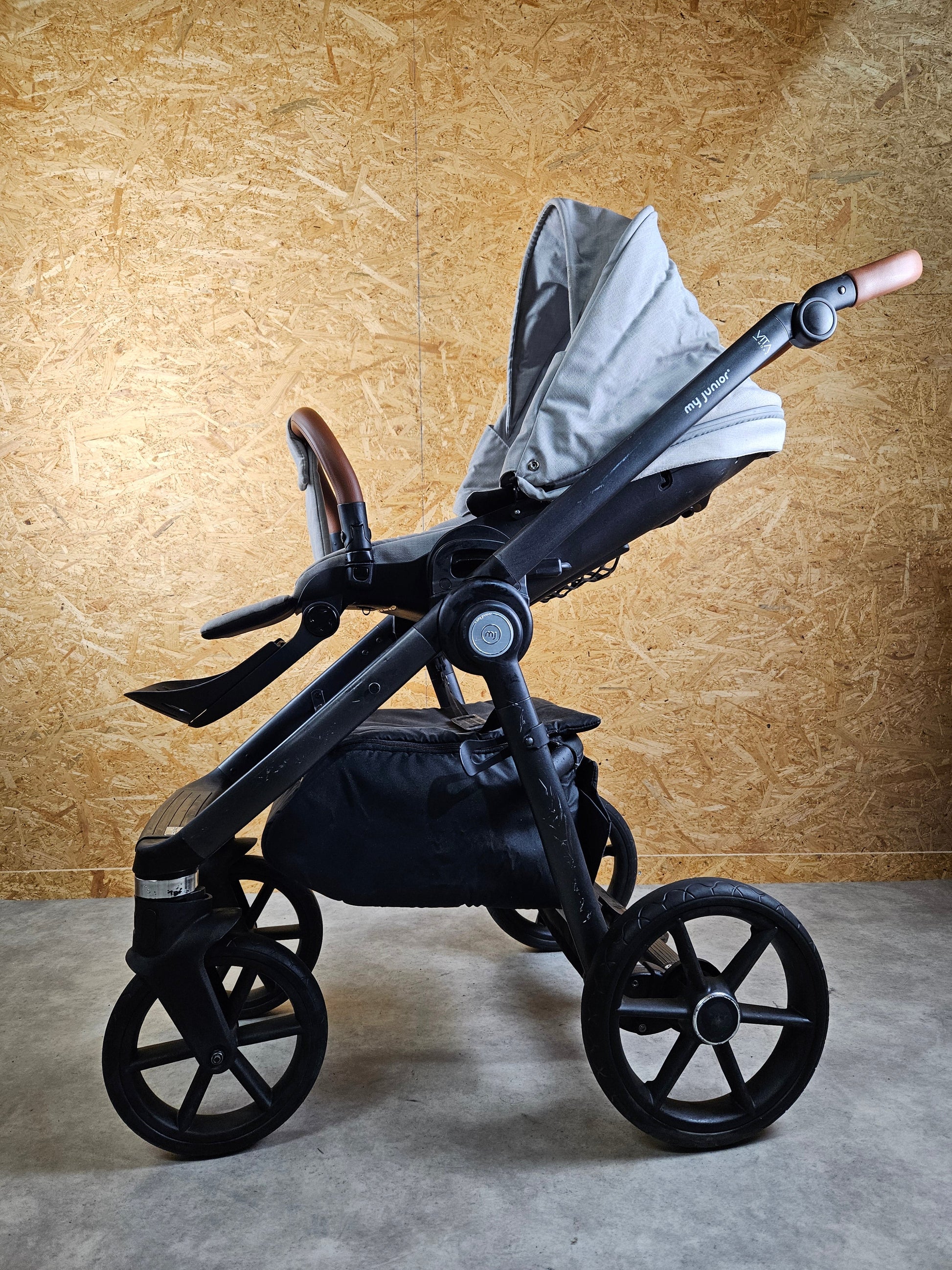 My Junior Vita Hope - Kombikinderwagen (sportsitz und Babywanne) - Grau in Gutem Zustand Kinderwagen 13