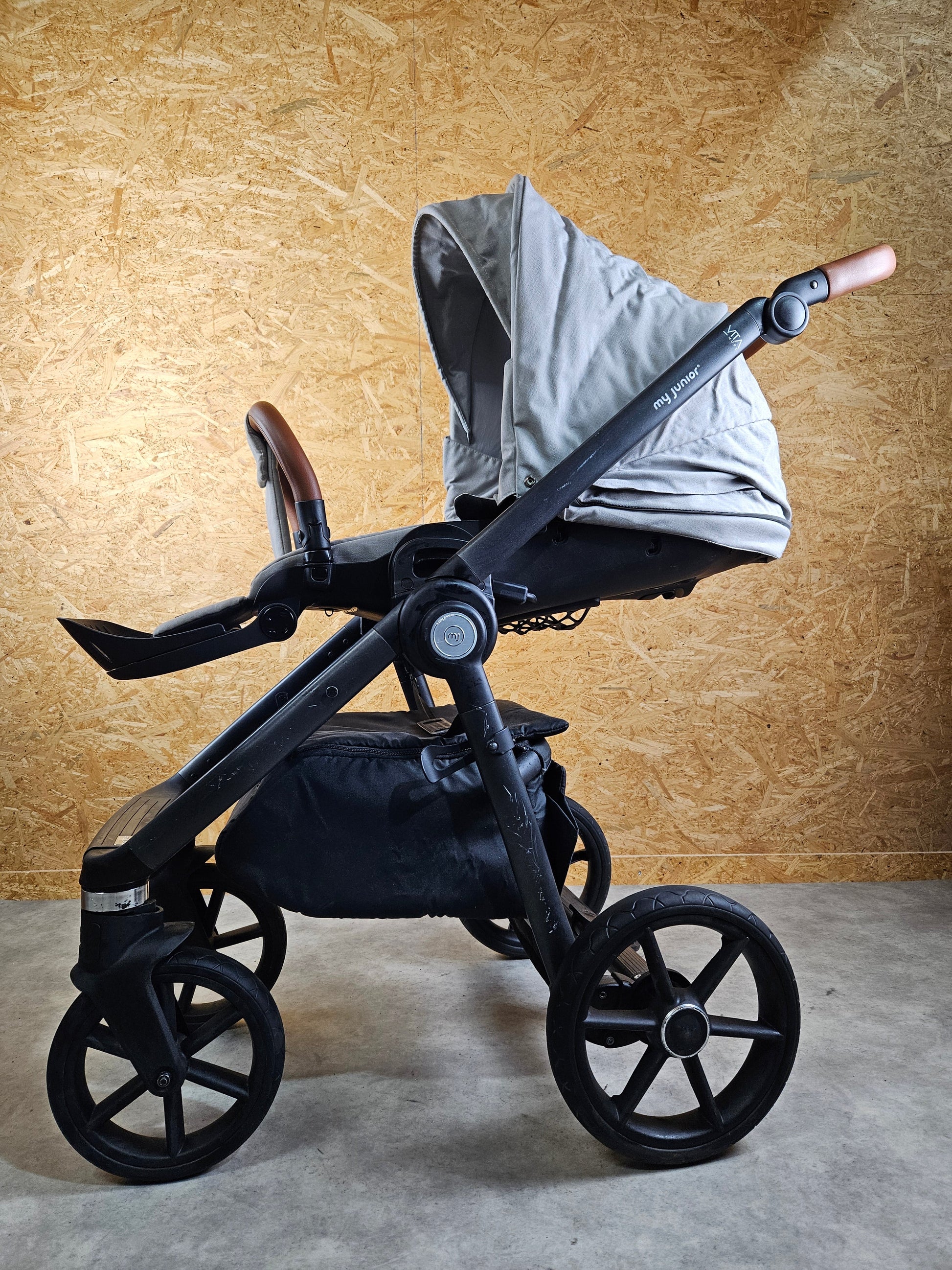 My Junior Vita Hope - Kombikinderwagen (sportsitz und Babywanne) - Grau in Gutem Zustand Kinderwagen 15